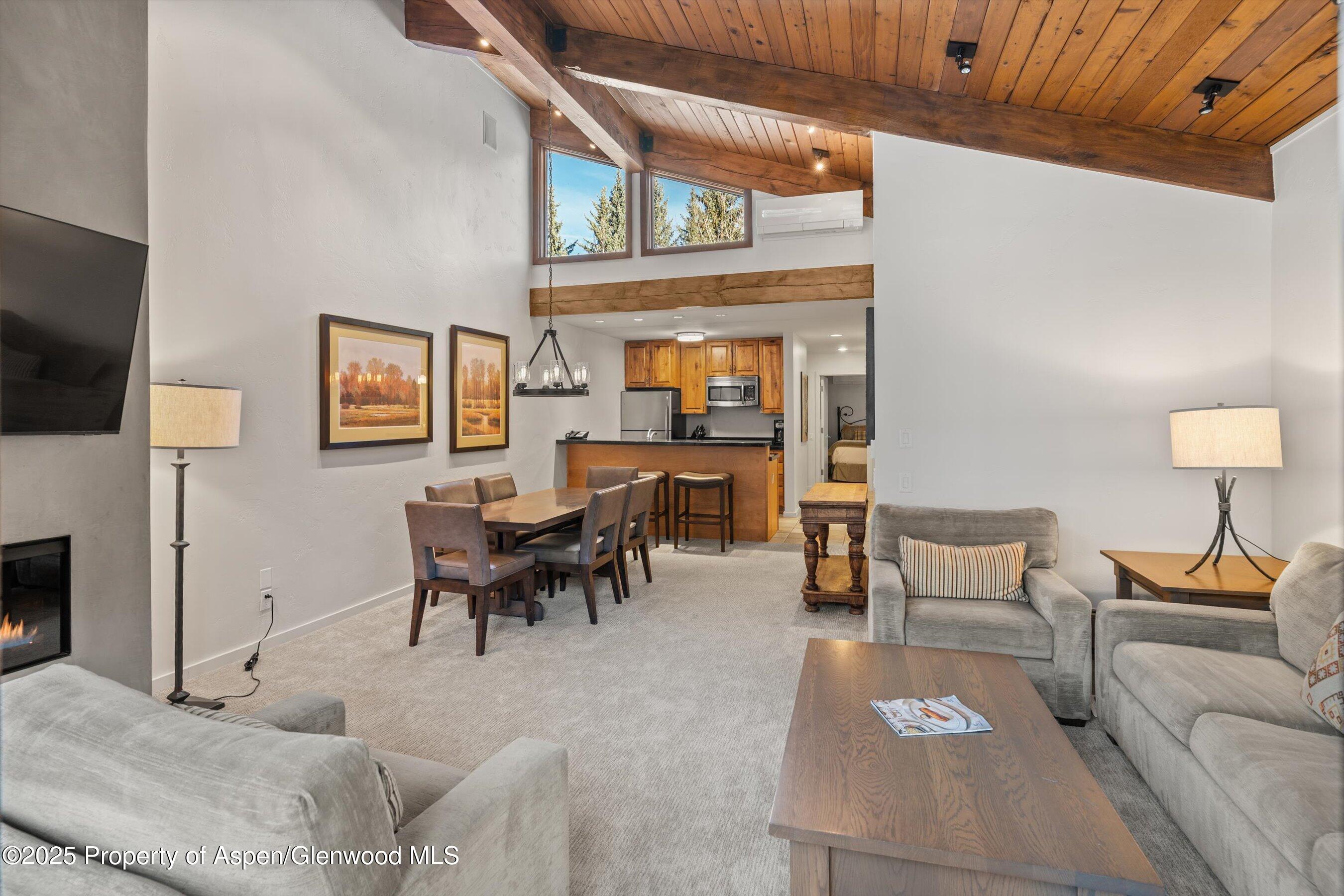 610 S West End Street D304