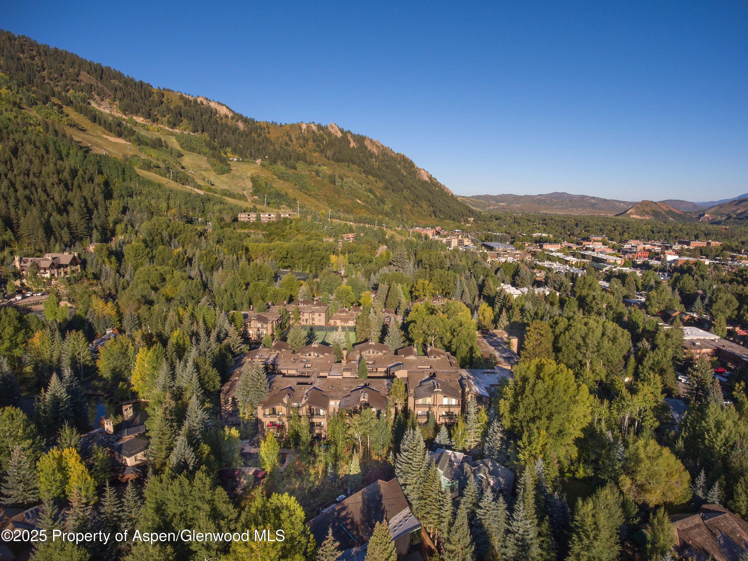 610 S West End Street D304