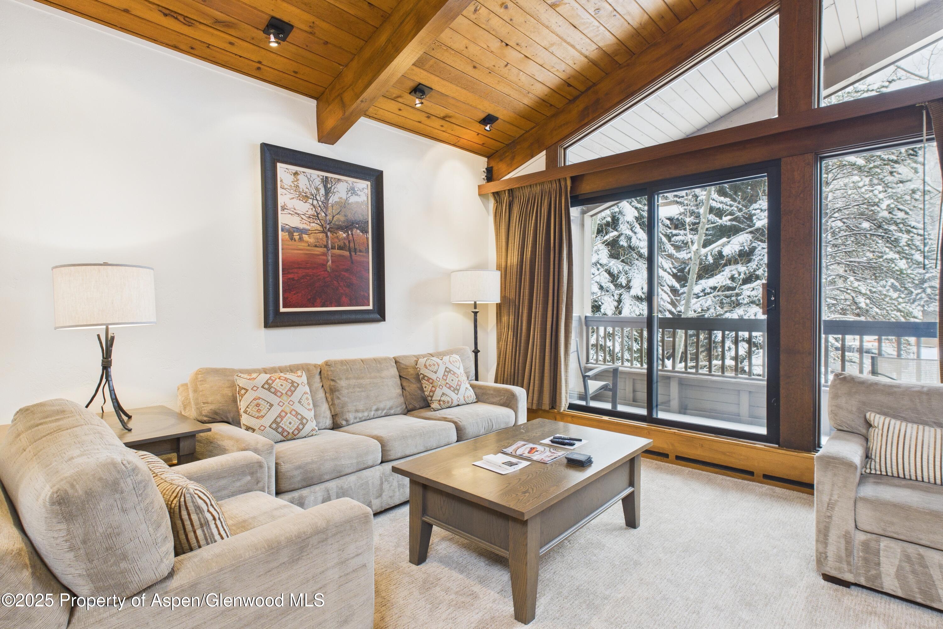 610 S West End Street D304