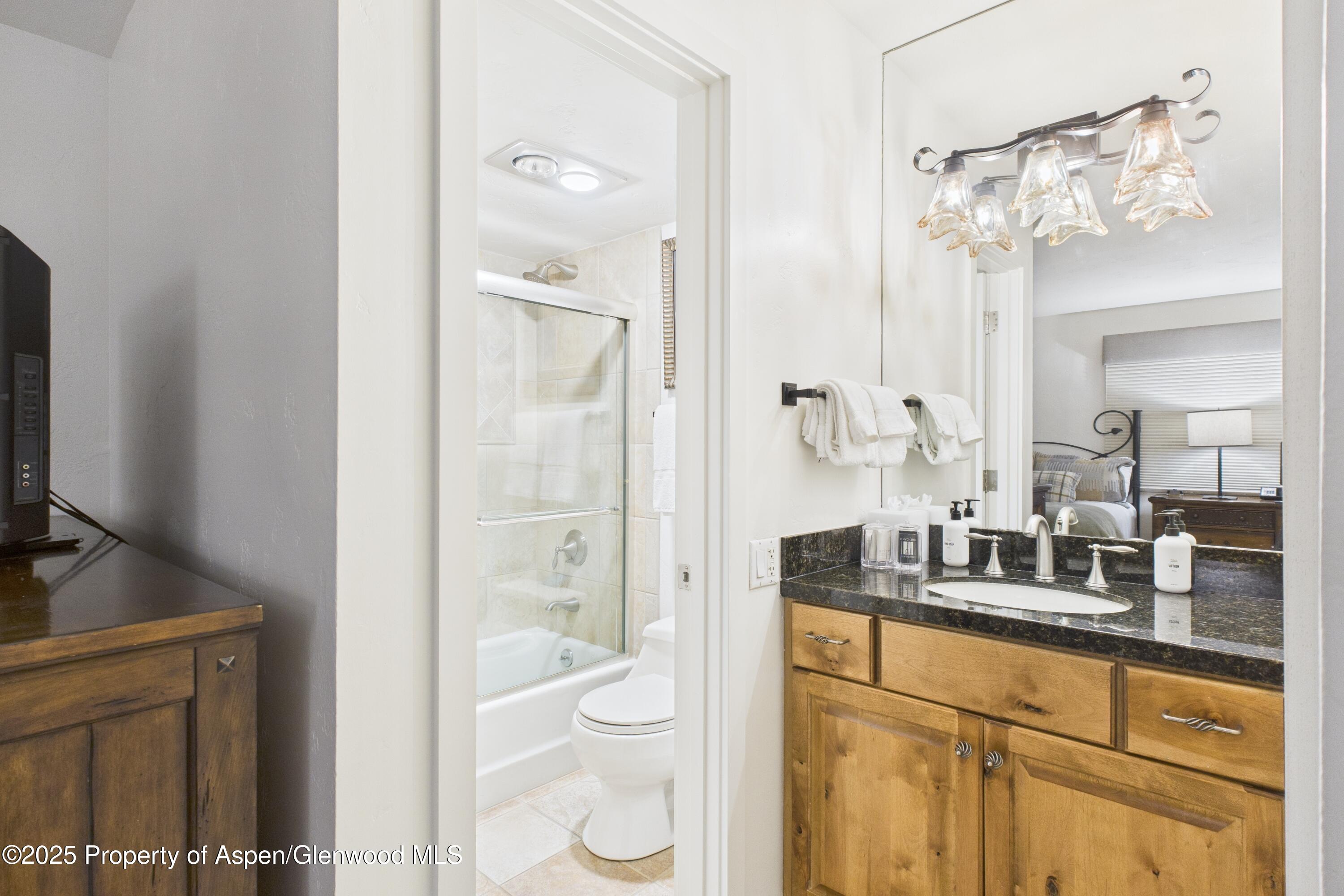 610 S West End Street D304