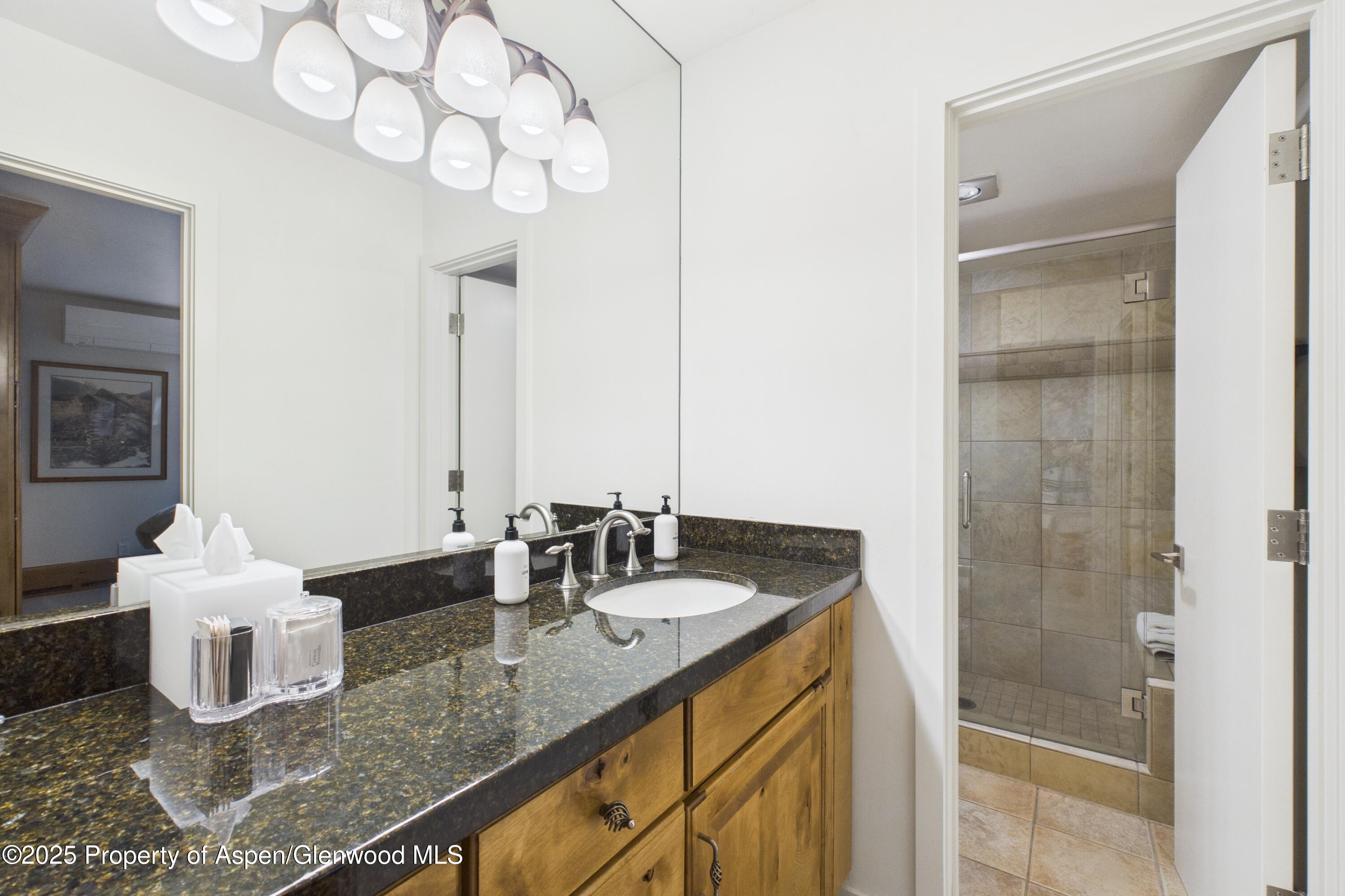 610 S West End Street D304