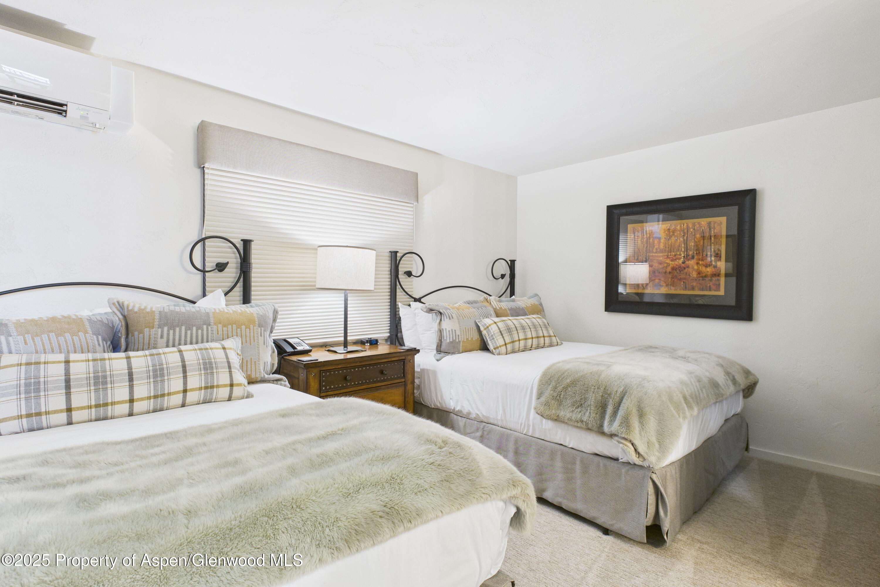 610 S West End Street D304