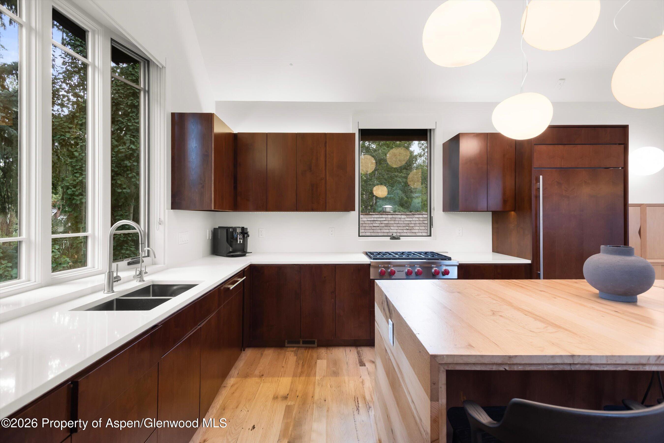609 W Bleeker Street