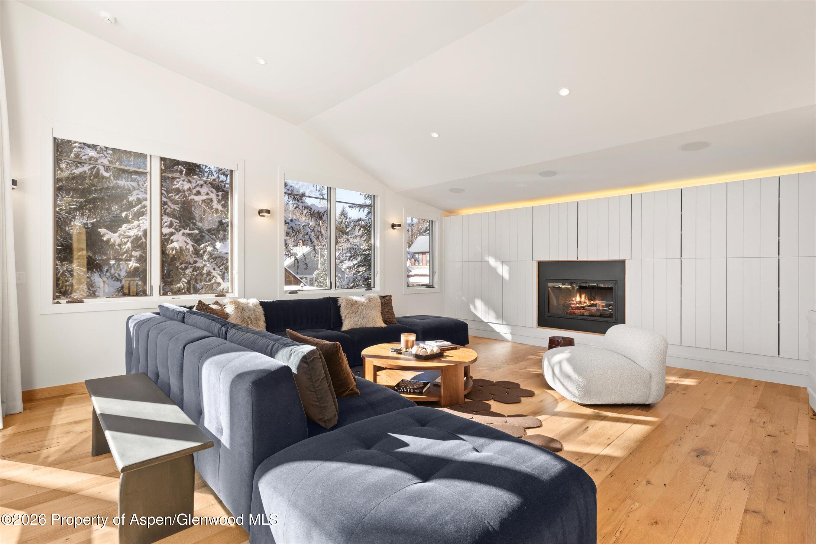 609 W Bleeker Street