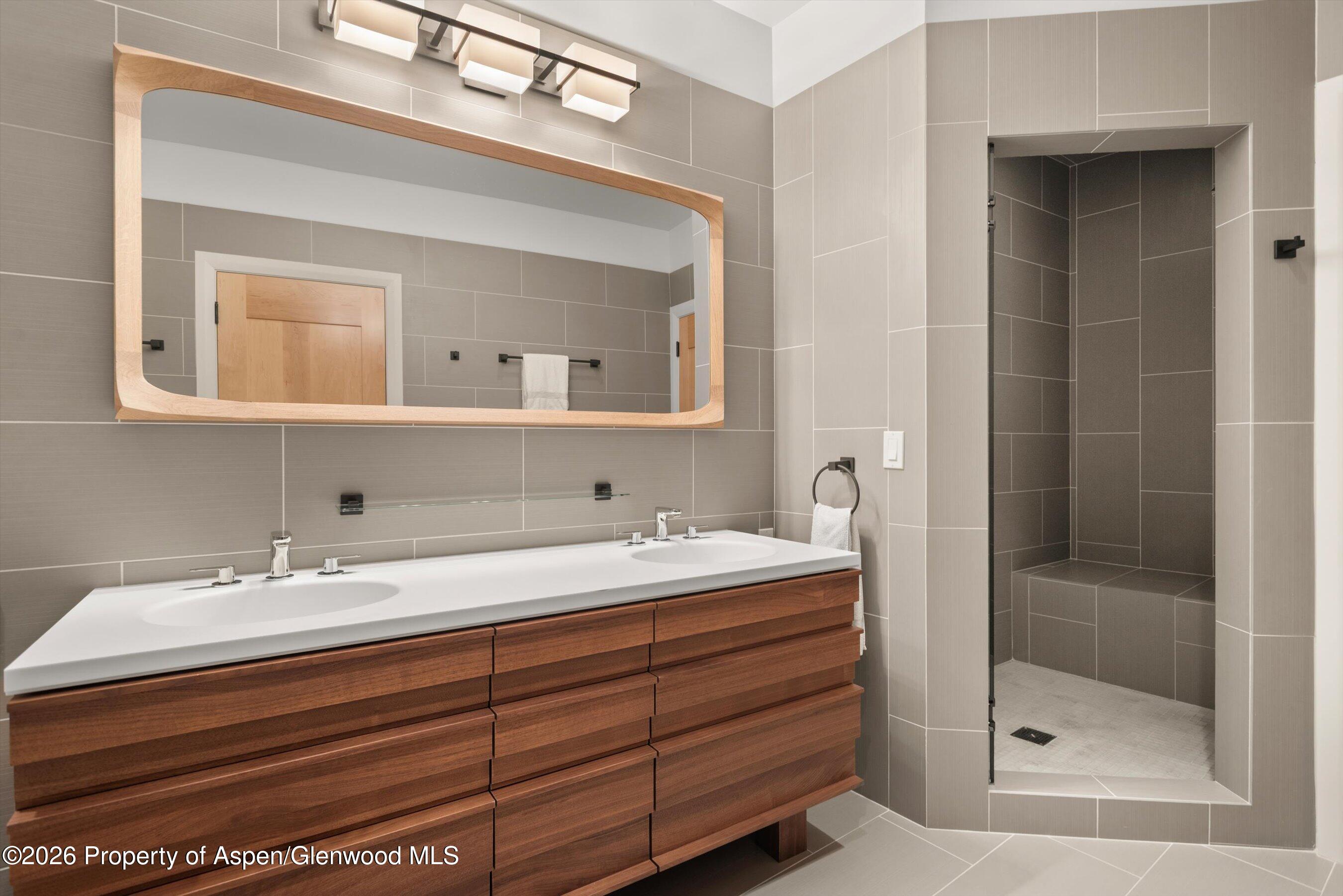 609 W Bleeker Street