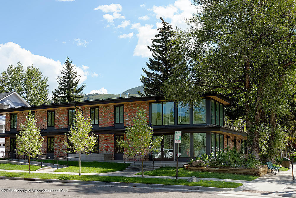 100 E Main Street #4