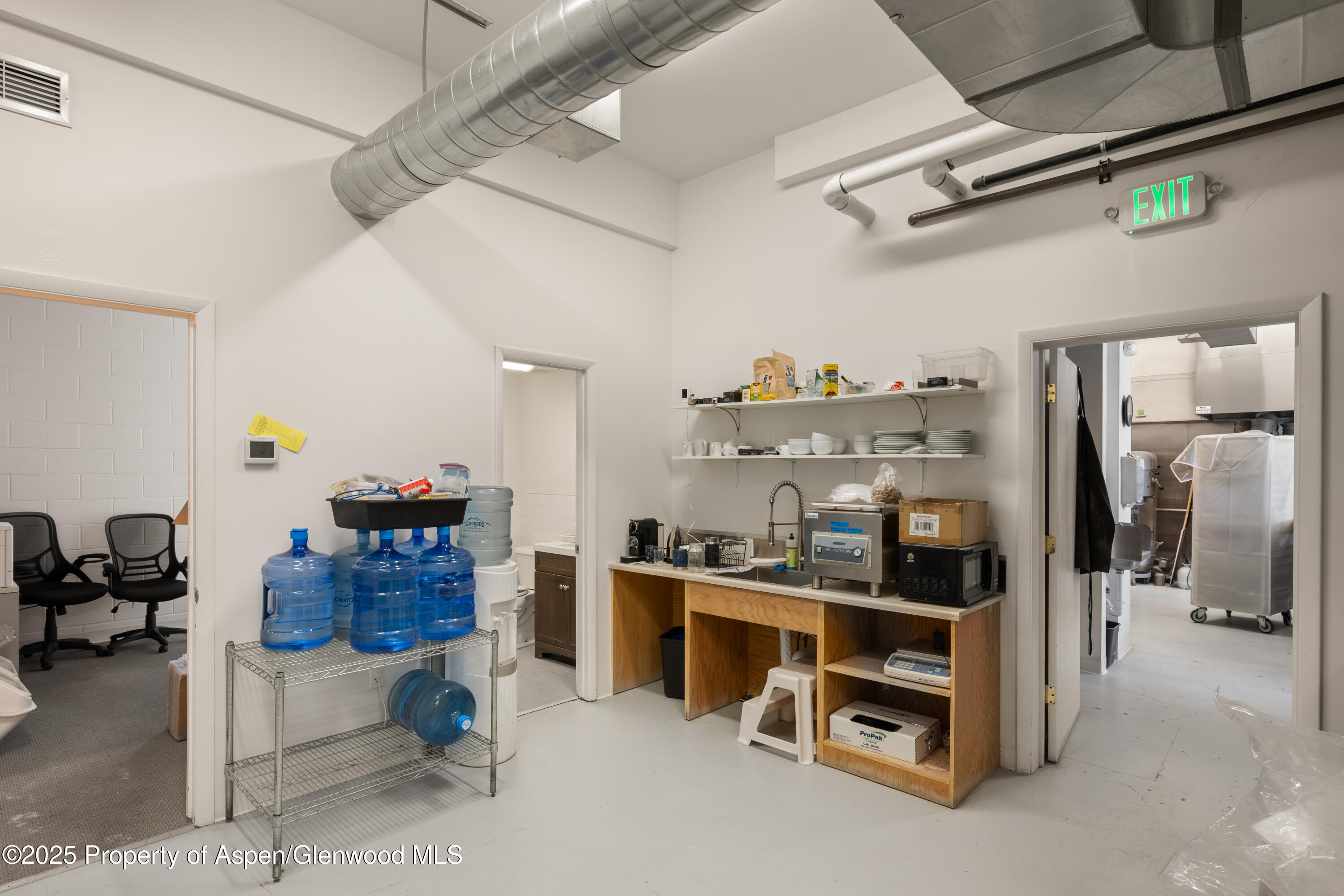 210 Aspen Airport Business