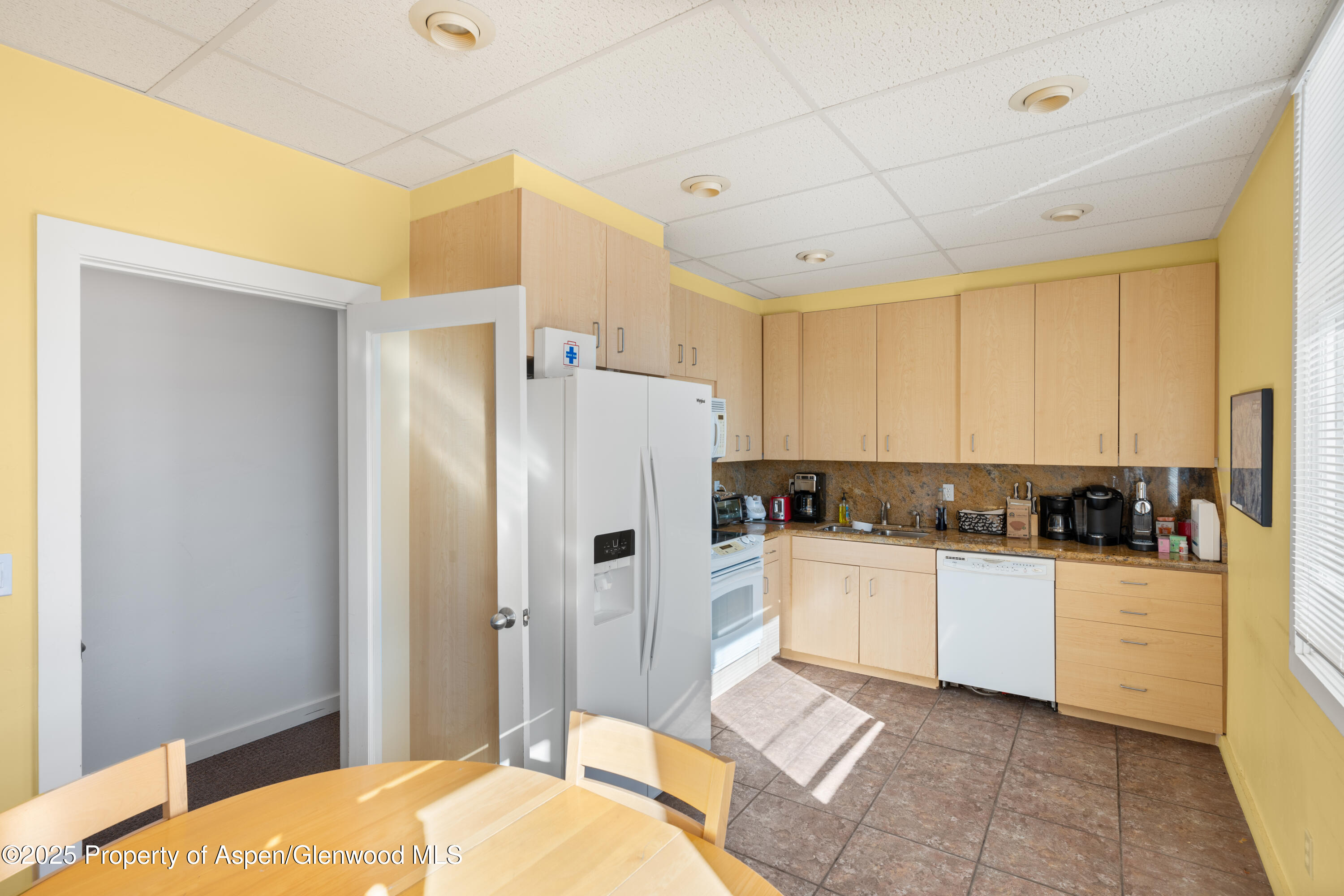 210 Aspen Airport Business