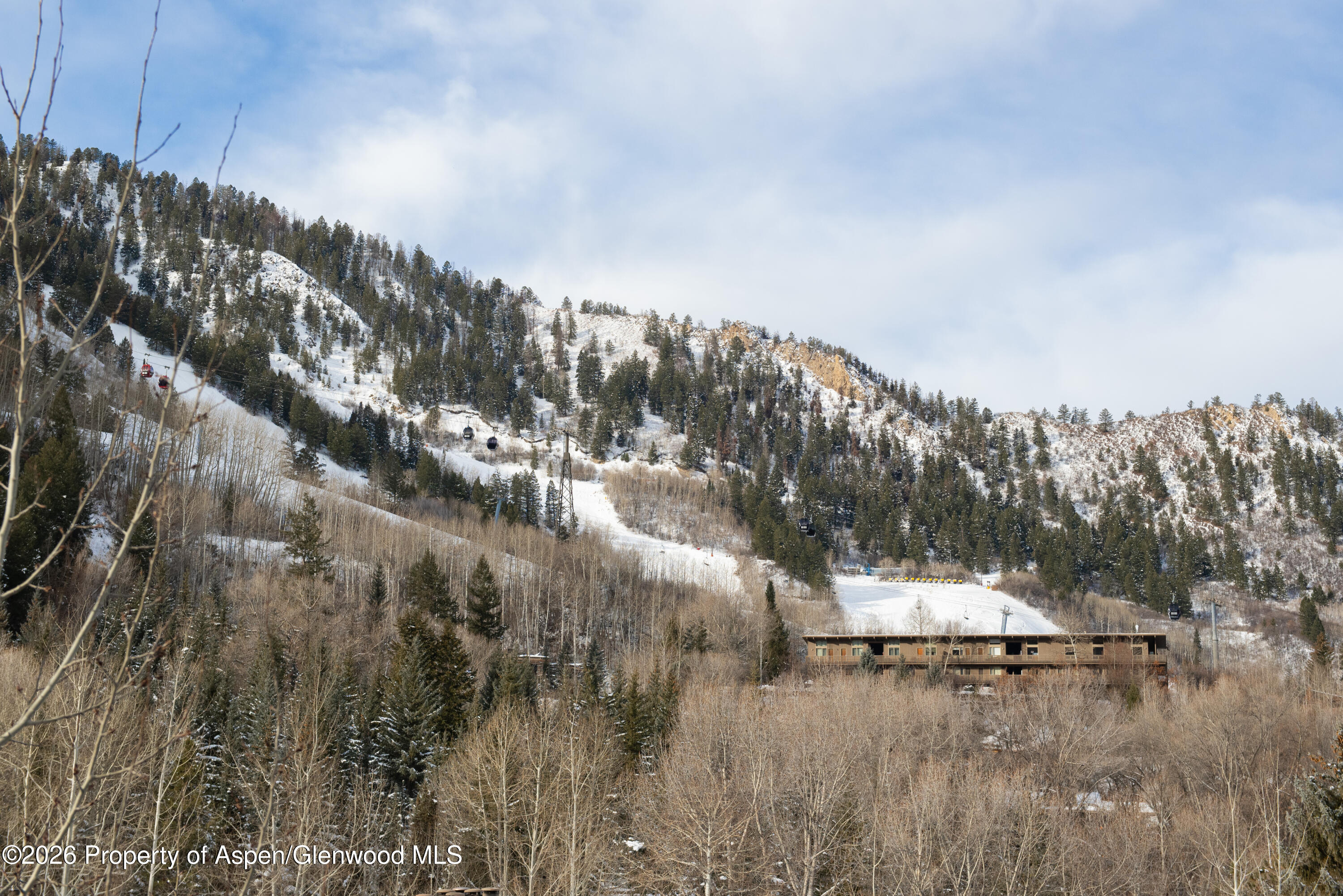 610 S West End Street H403