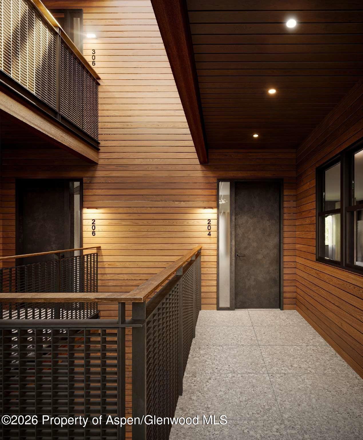 610 S West End Street H403