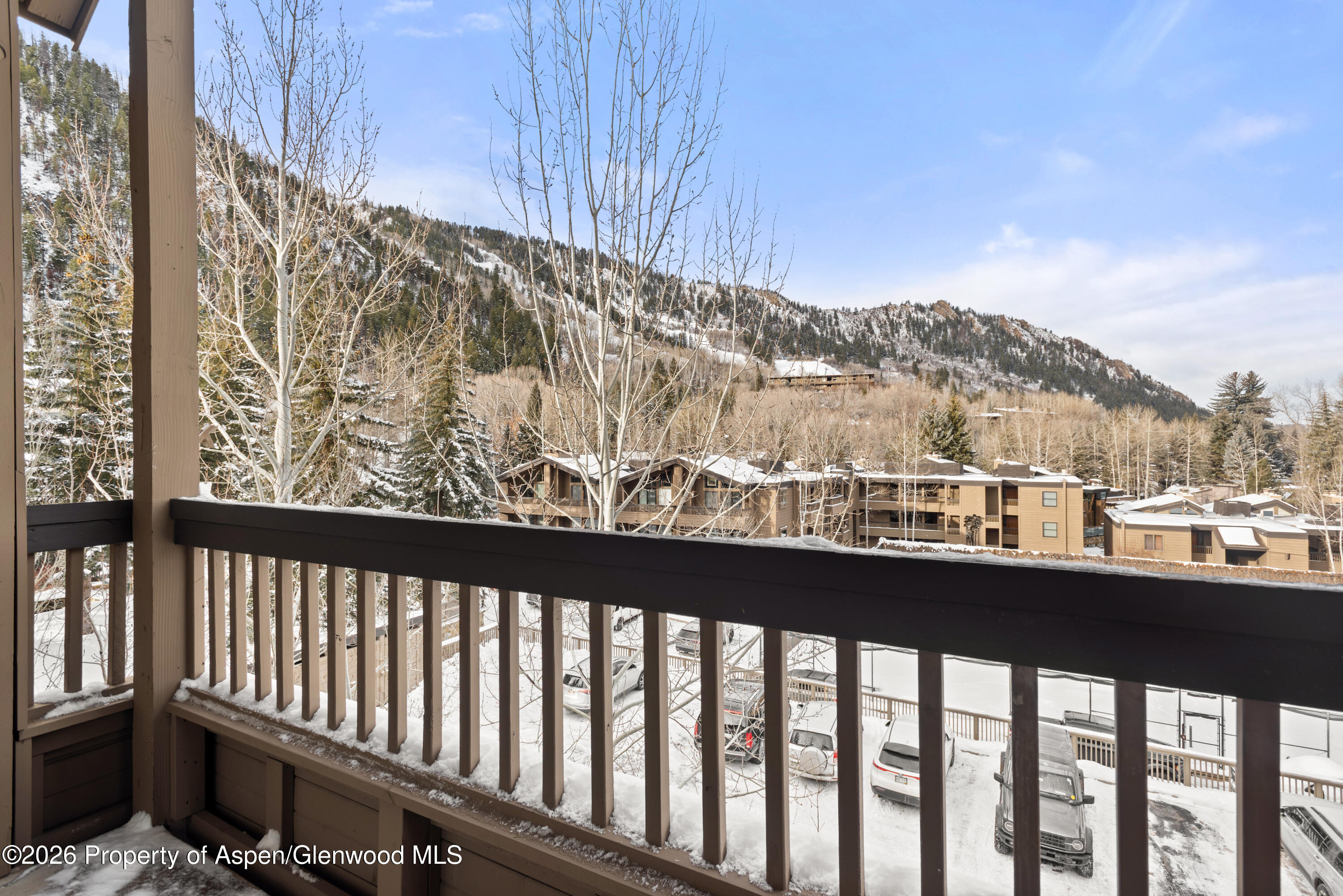 610 S West End Street H403