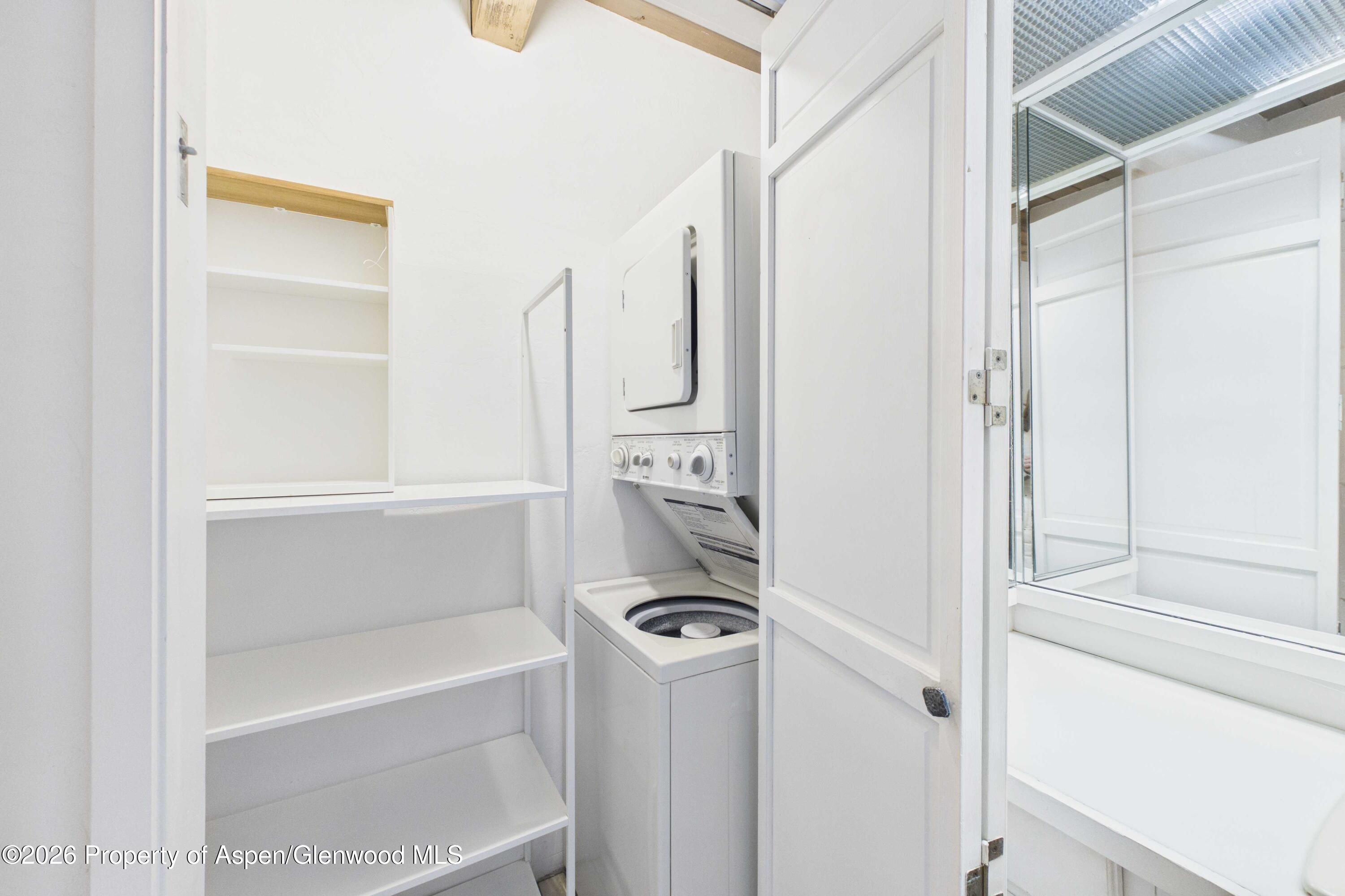 651 S Monarch Street 104