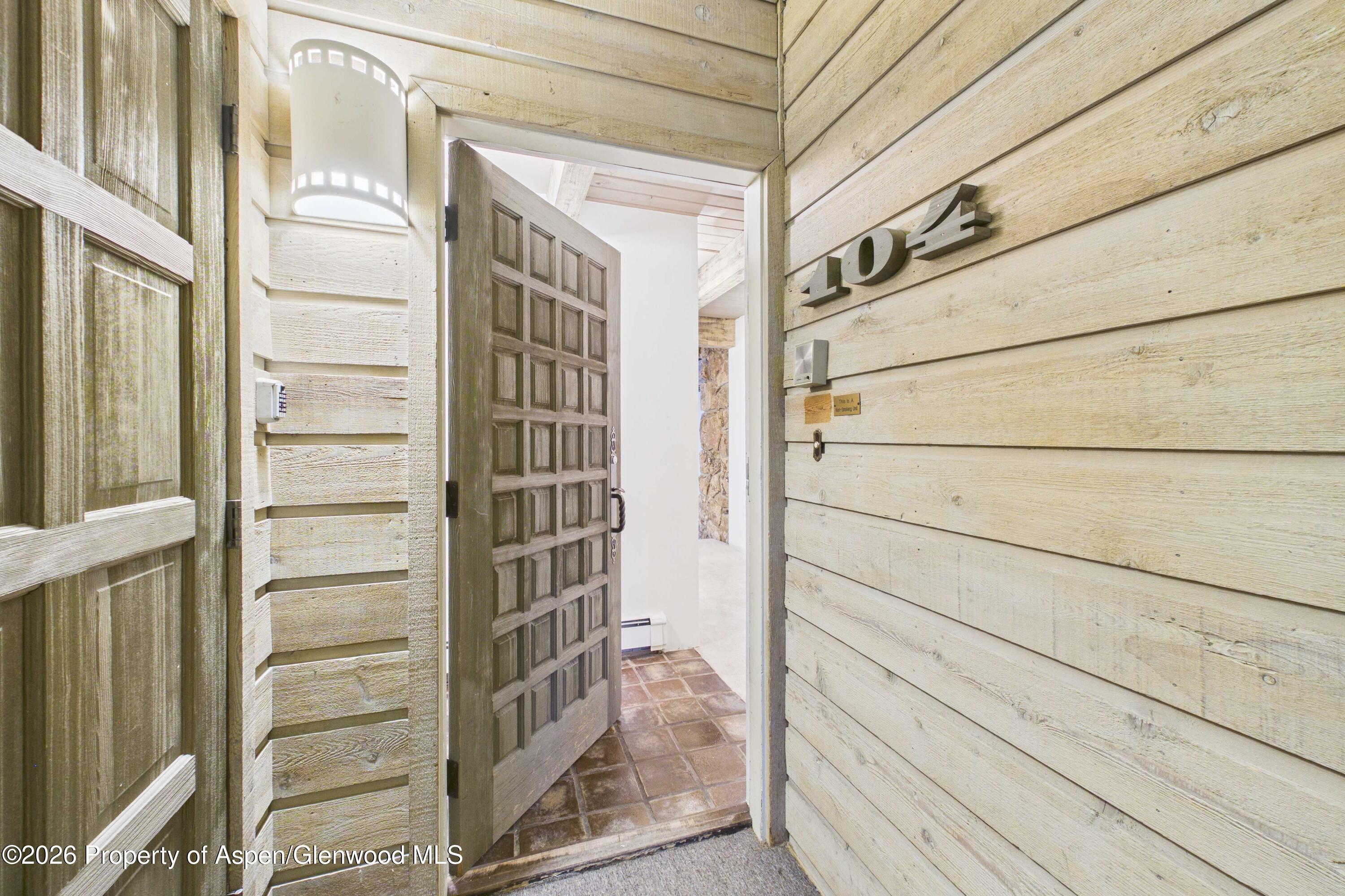 651 S Monarch Street 104