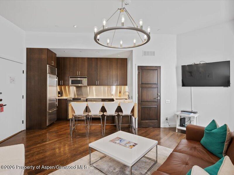 404 S Galena Street 207, 208, 209