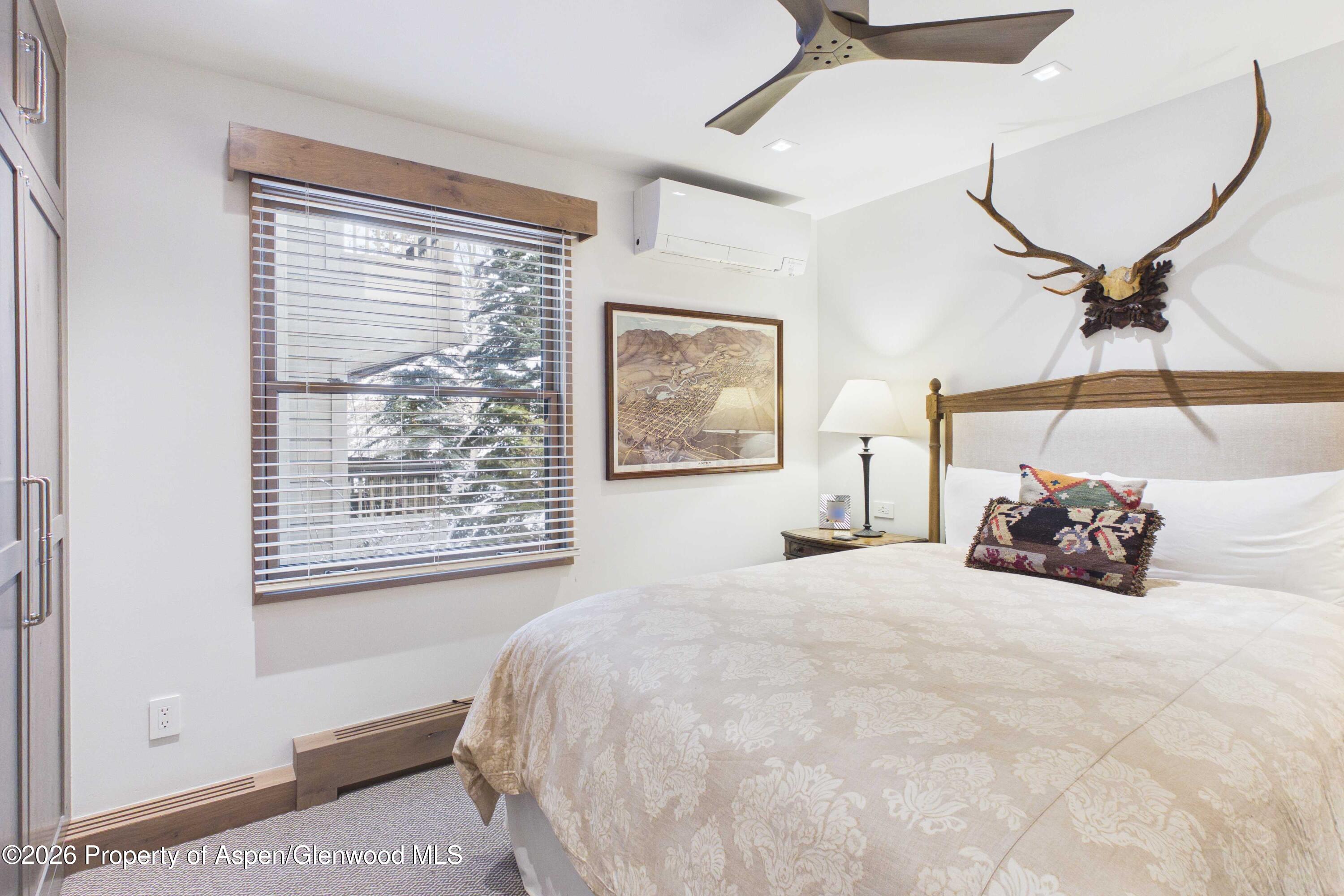 610 S West End Street G201