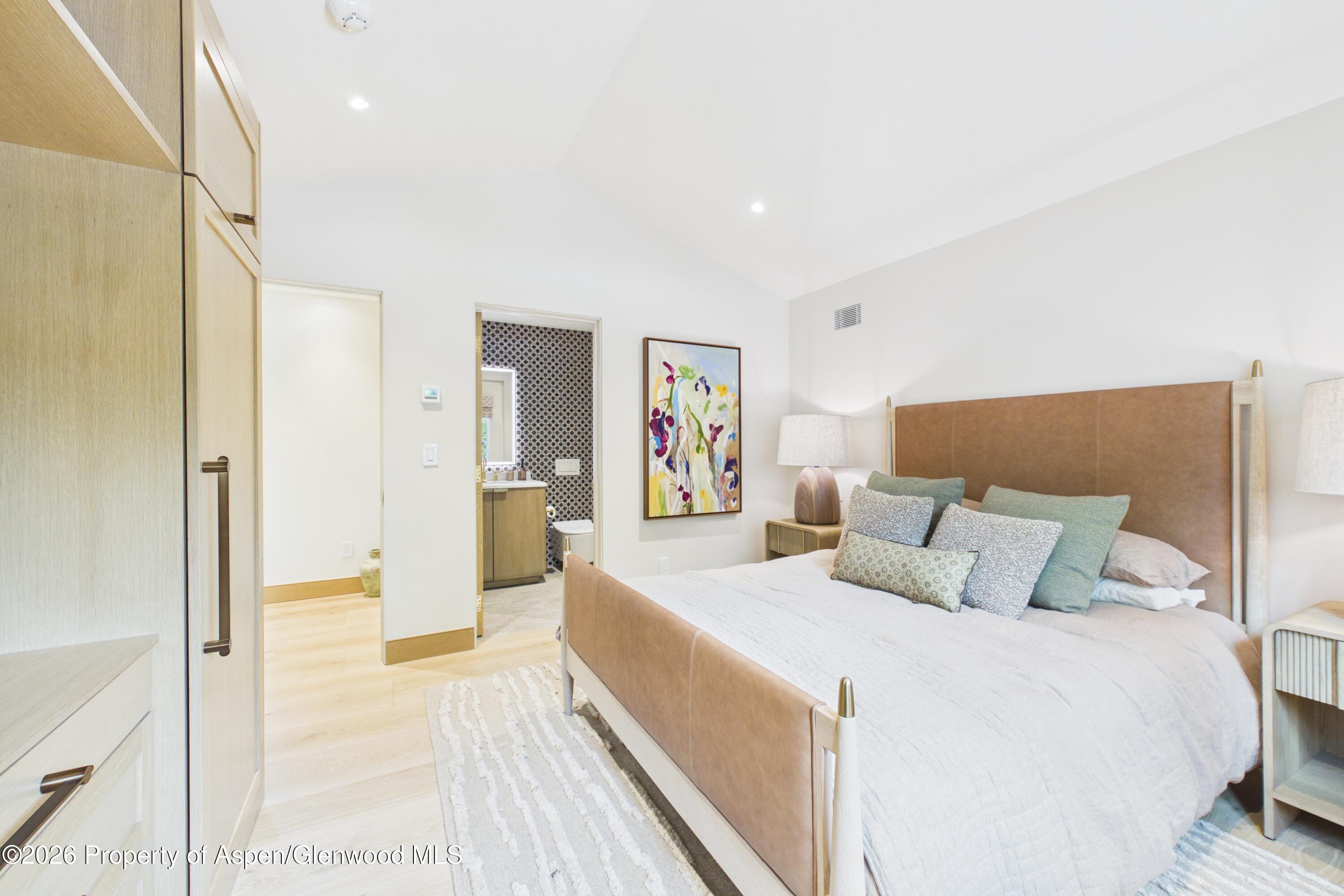 45 Glen Eagles Road