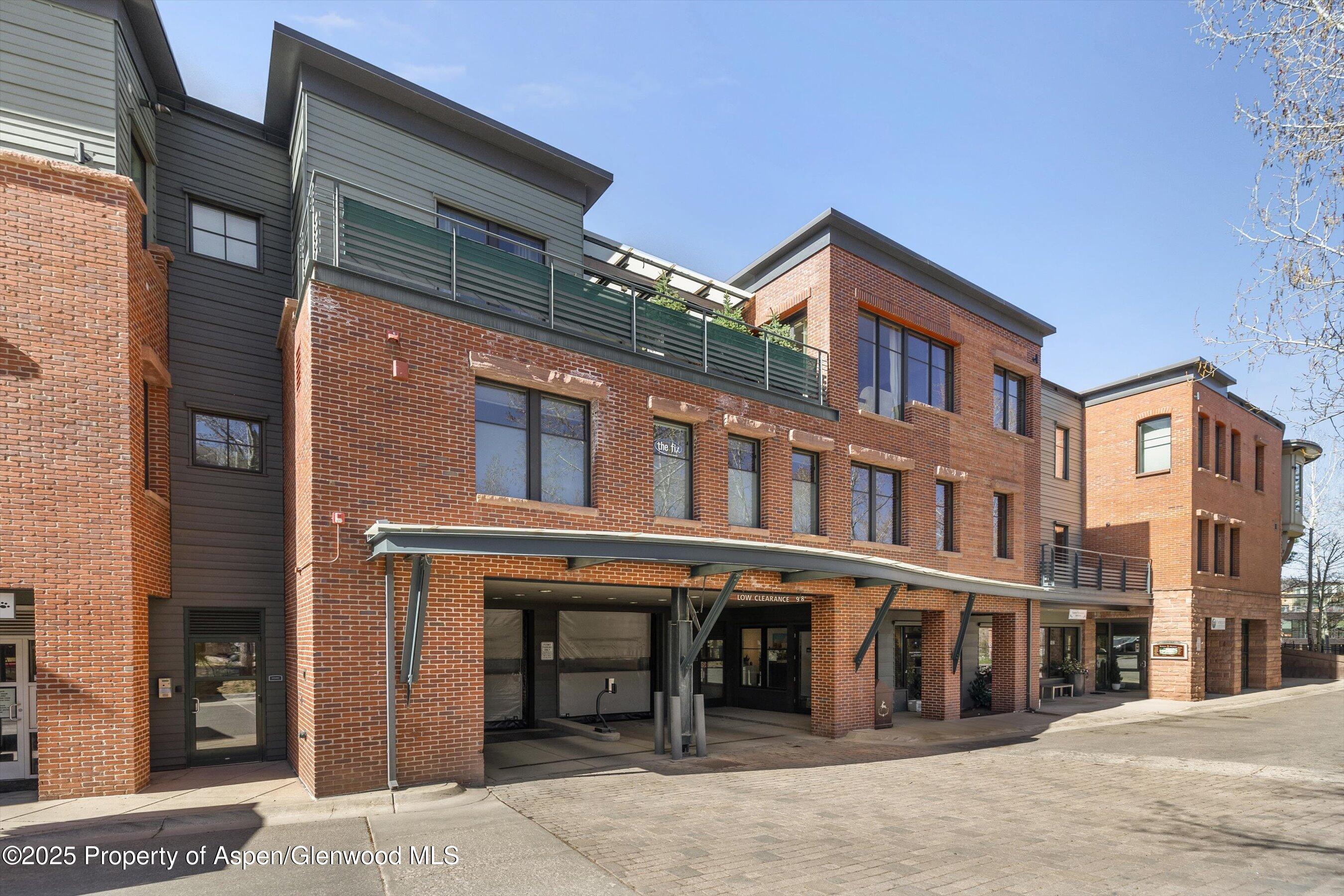 601 Rio Grande Place 16