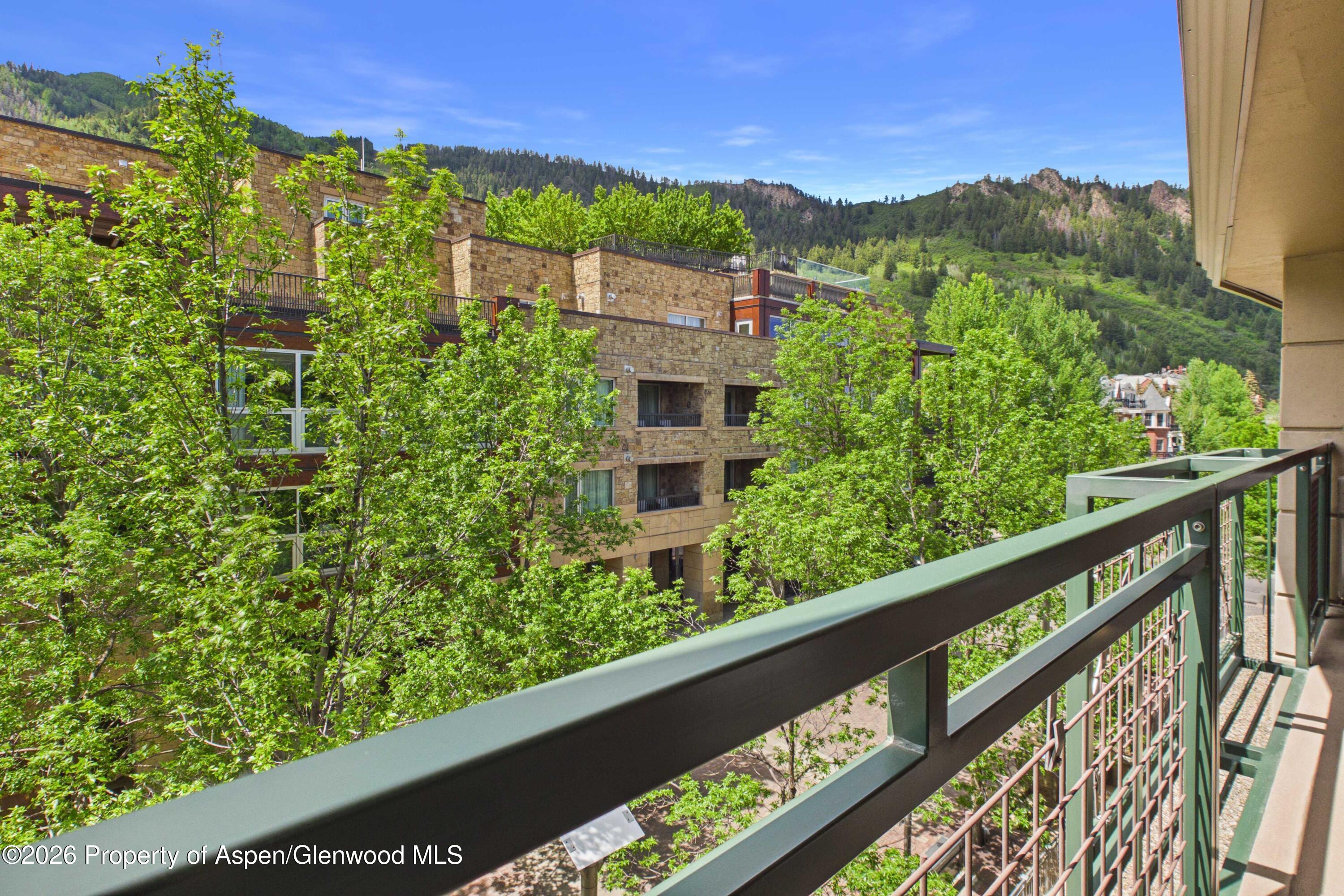 555 E Durant Avenue 4-E