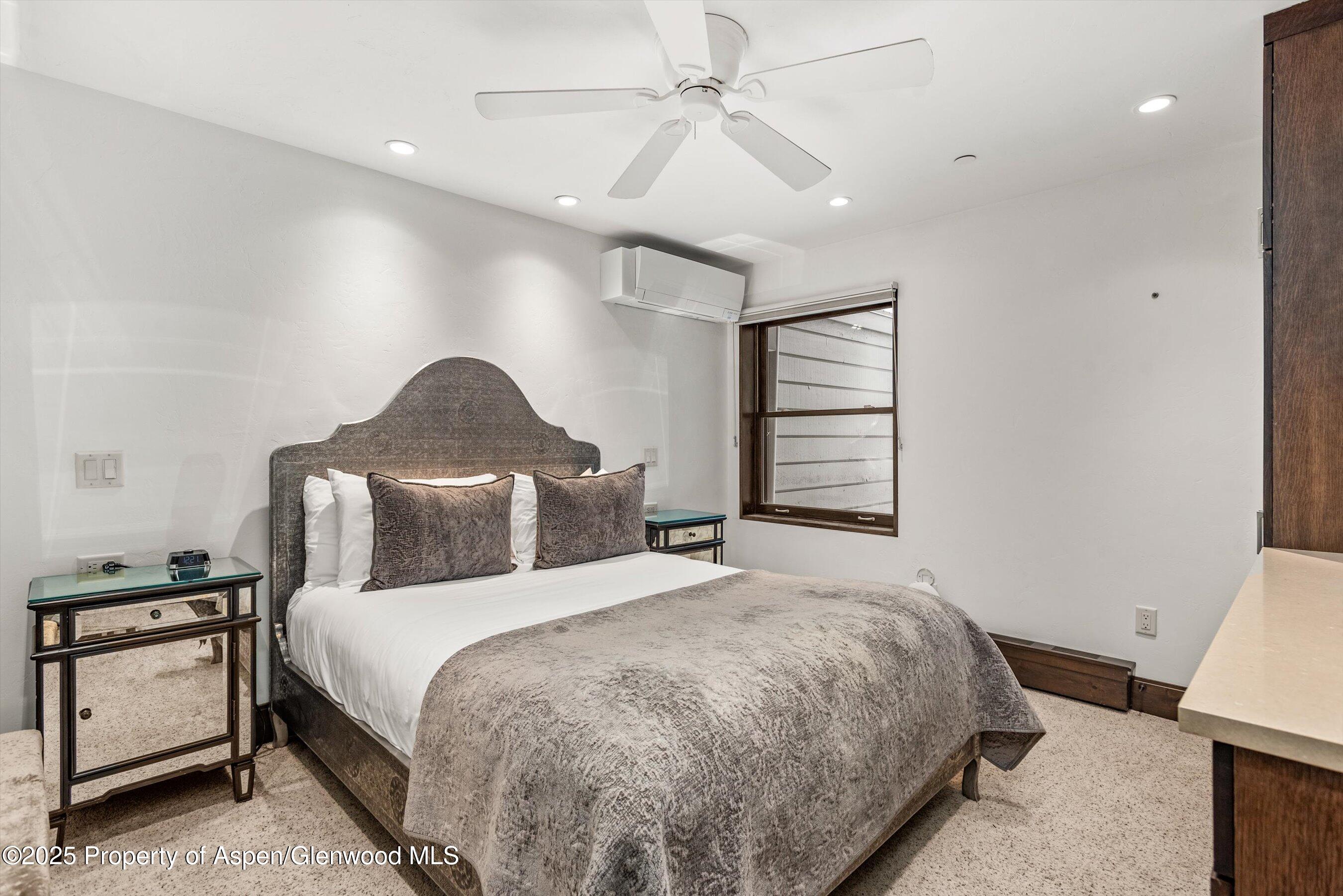 610 S West End Street E103