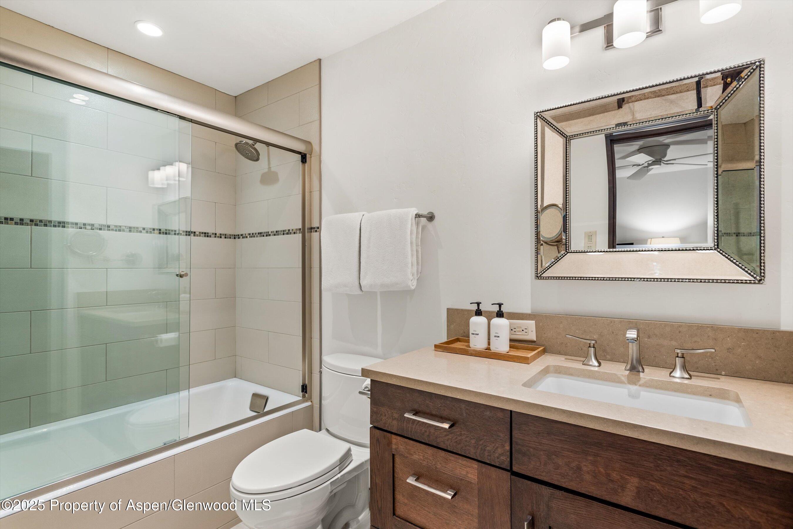 610 S West End Street E103