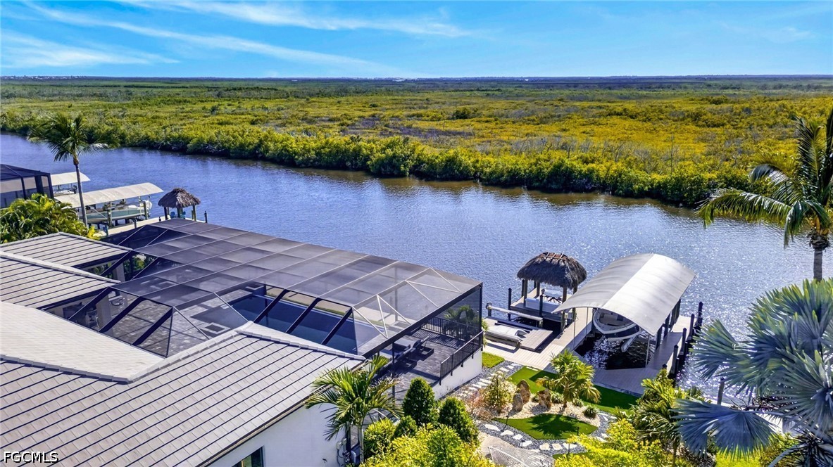 872 W Cape Estates CIR