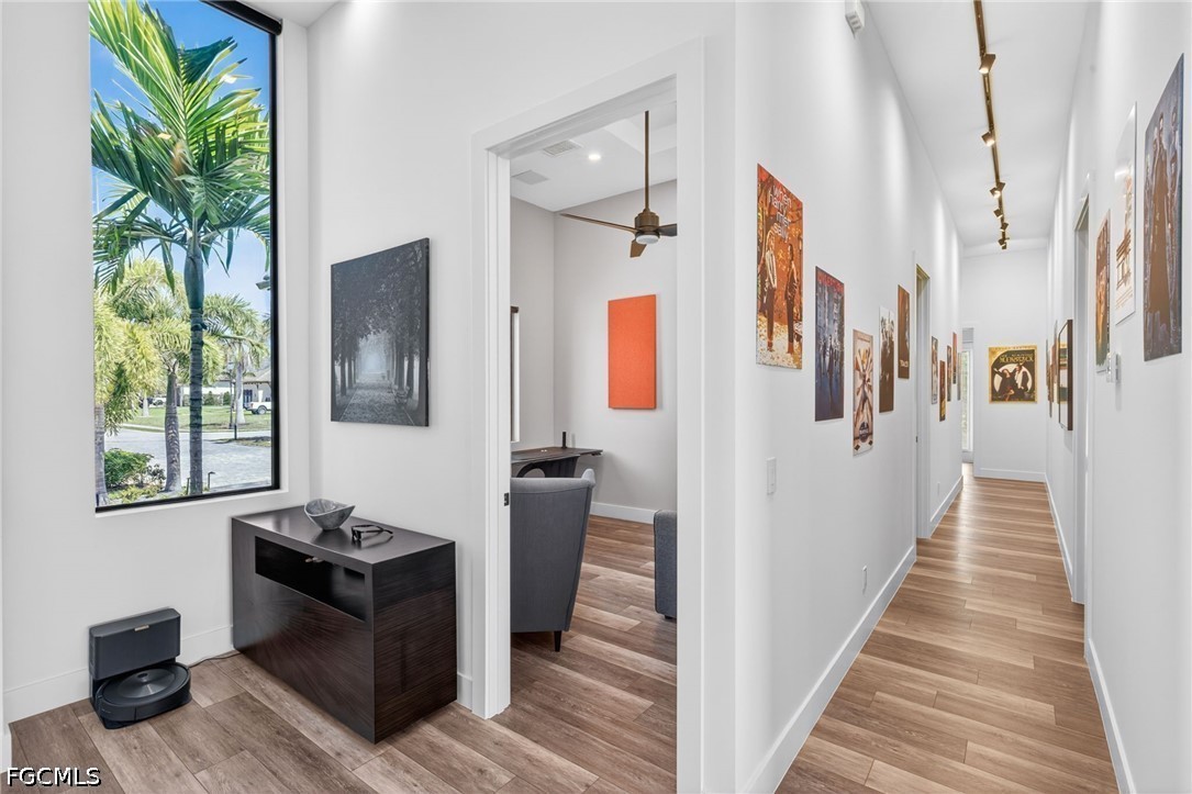 872 W Cape Estates CIR