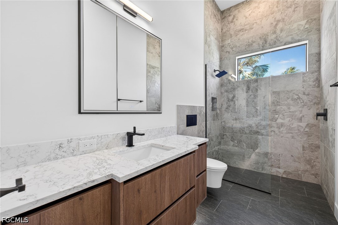 872 W Cape Estates CIR