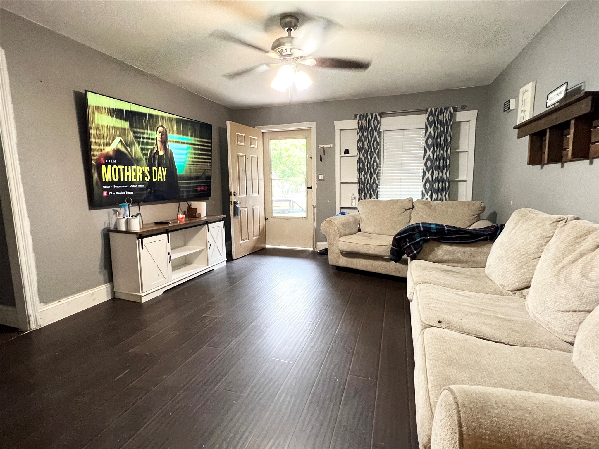 9525 Saint Rosalie Drive