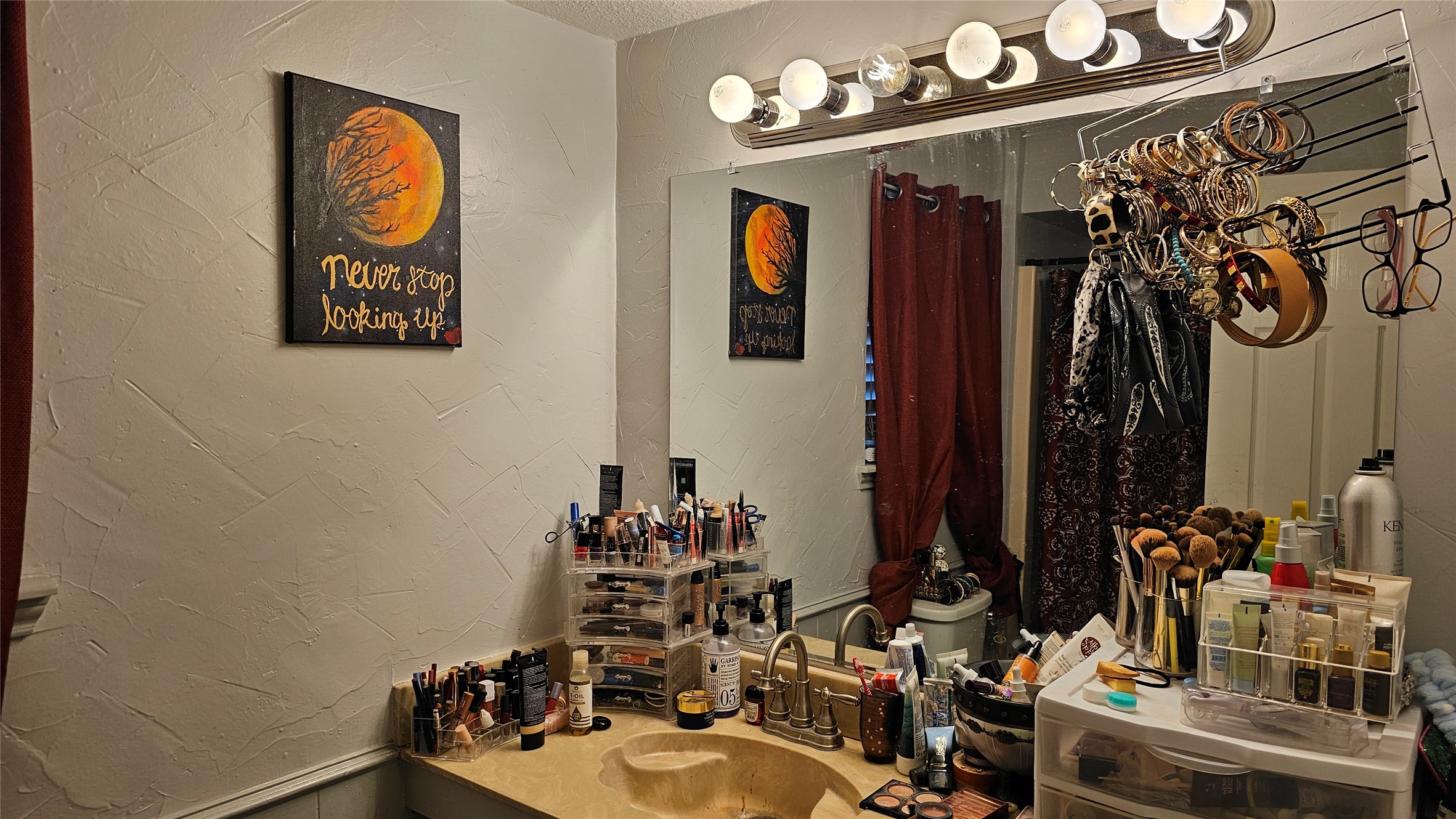 308 E Cottonwood Street