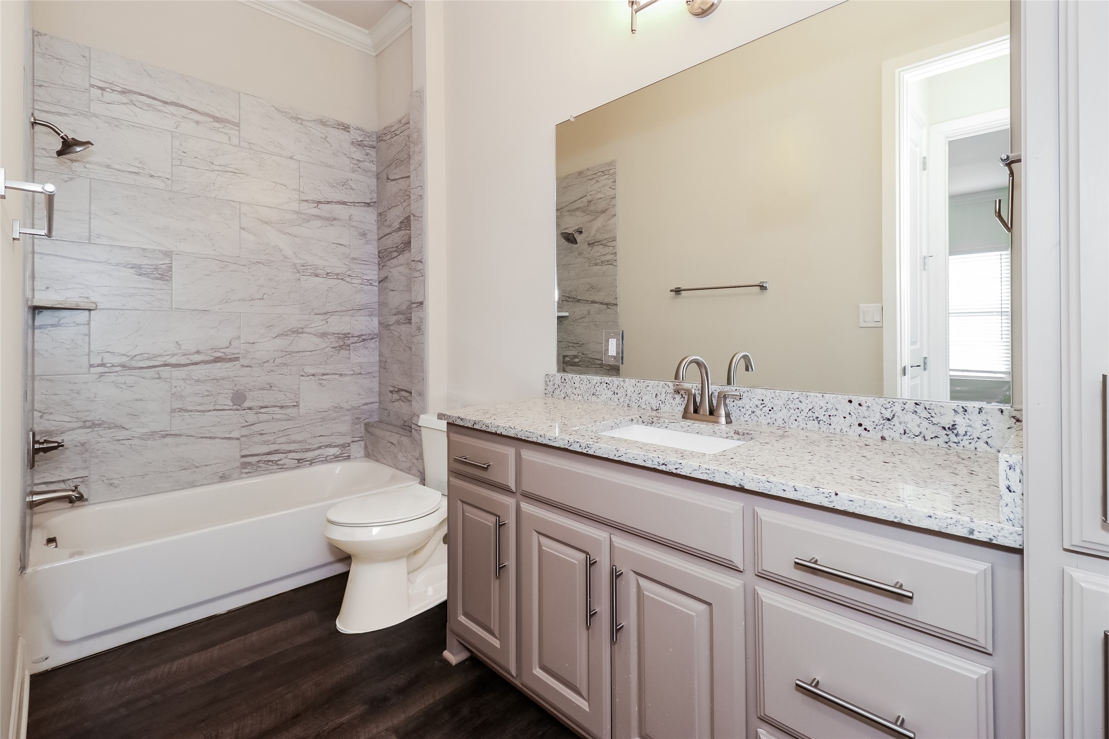 8851 Creek Run Road 504