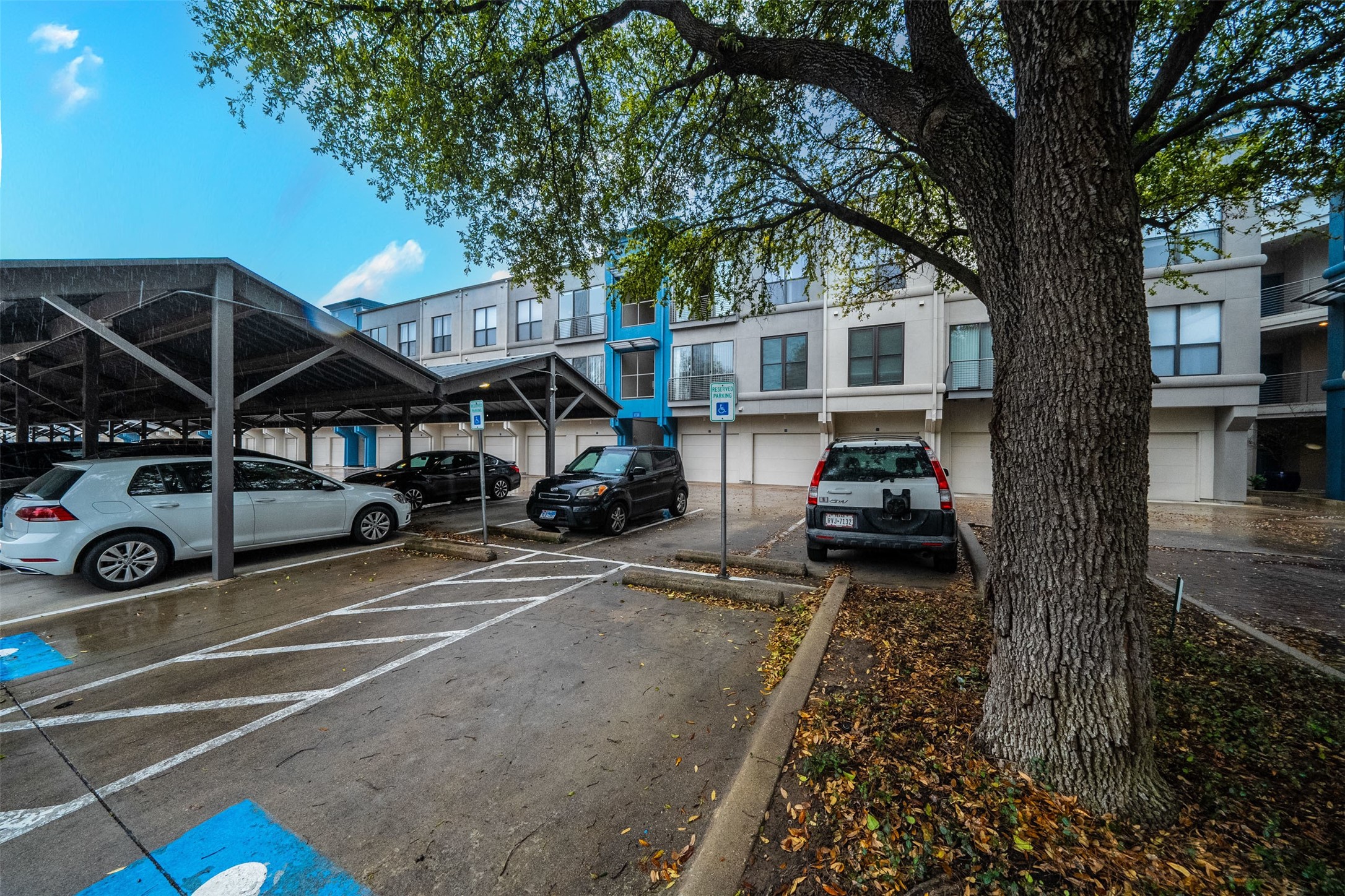 4414 Cedar Springs Road 127