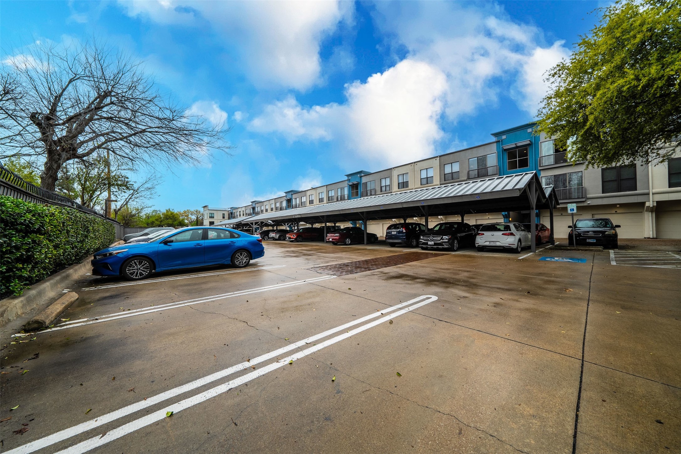 4414 Cedar Springs Road 127