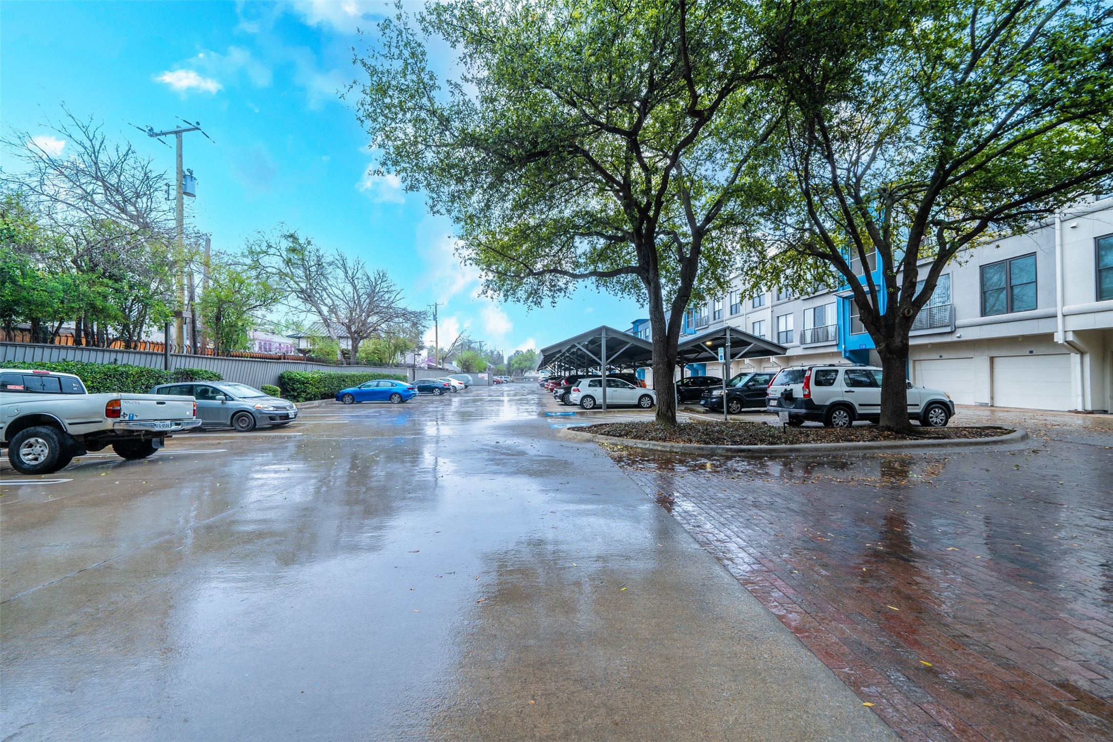 4414 Cedar Springs Road 127