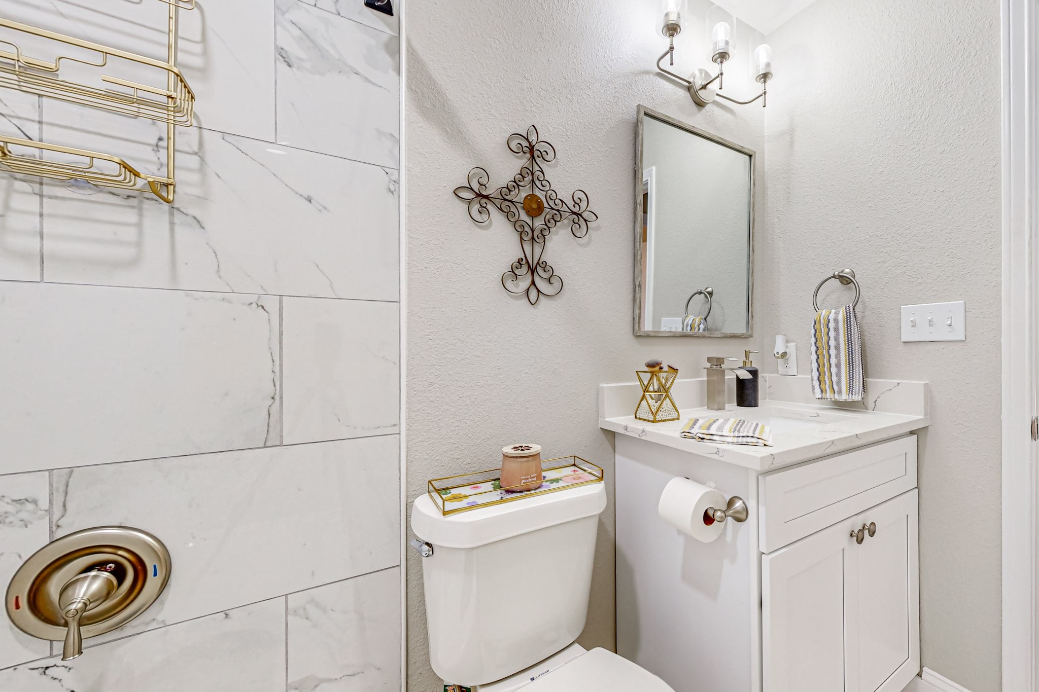 12921 Abrams Road 401