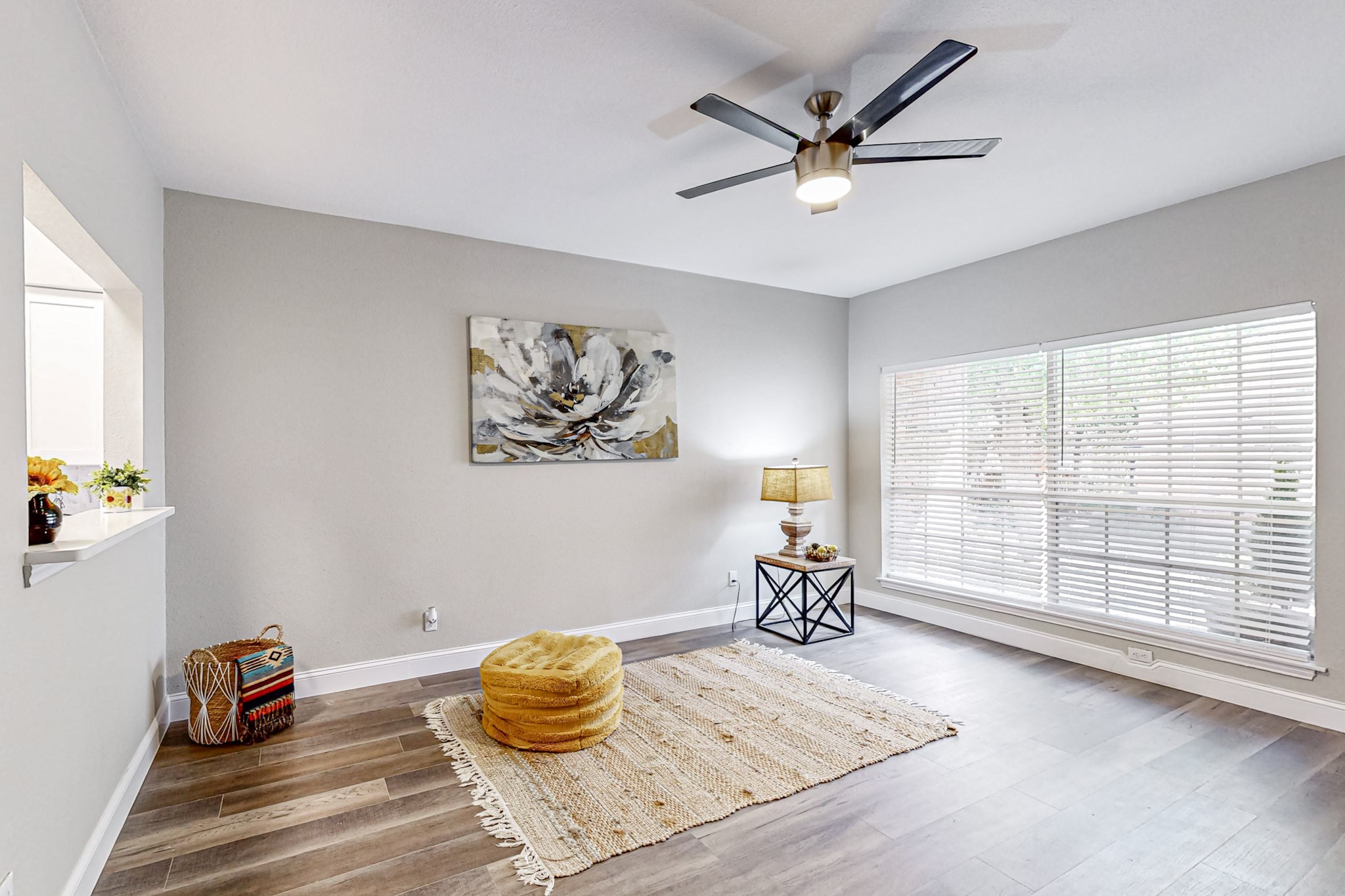 12921 Abrams Road 401