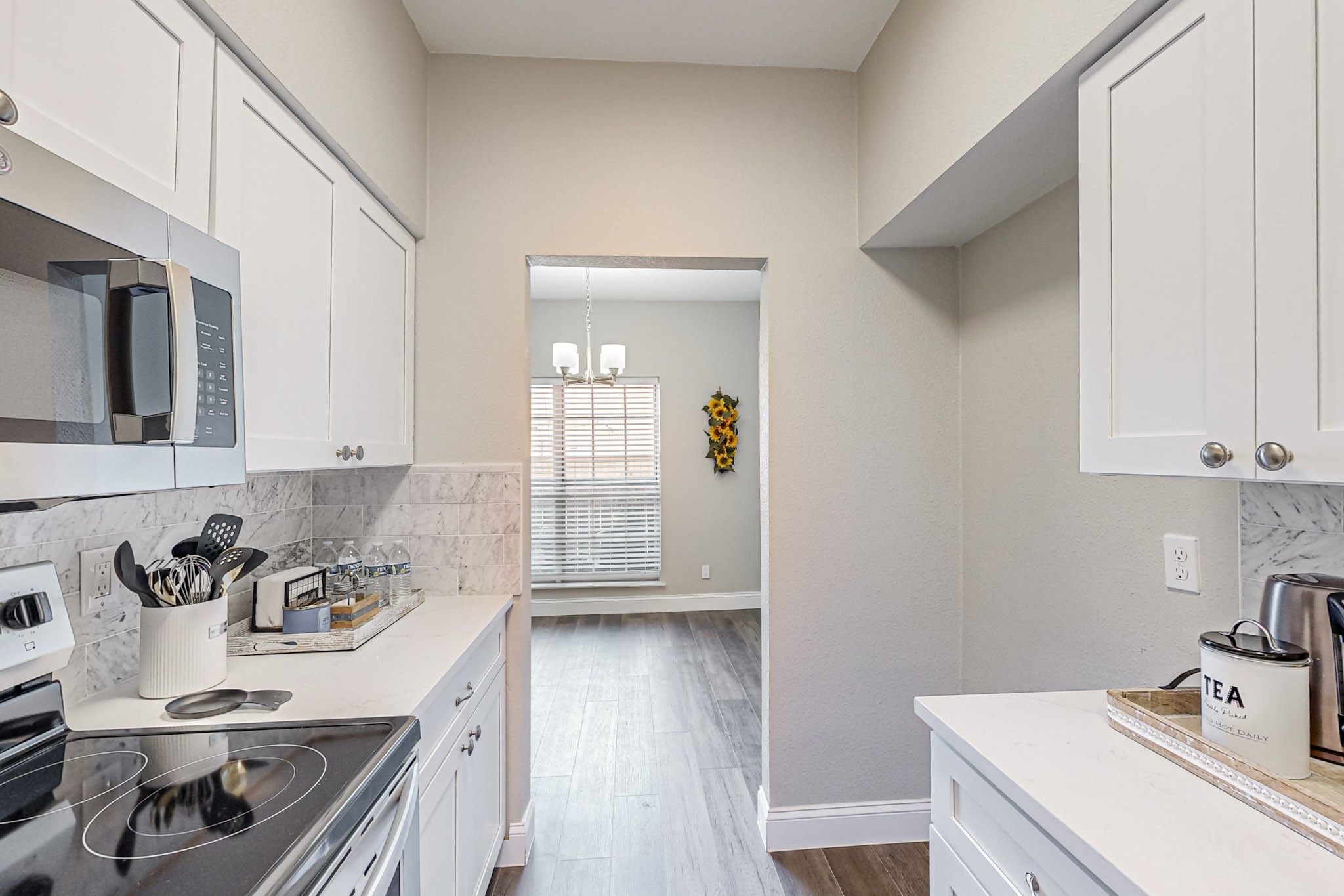 12921 Abrams Road 401