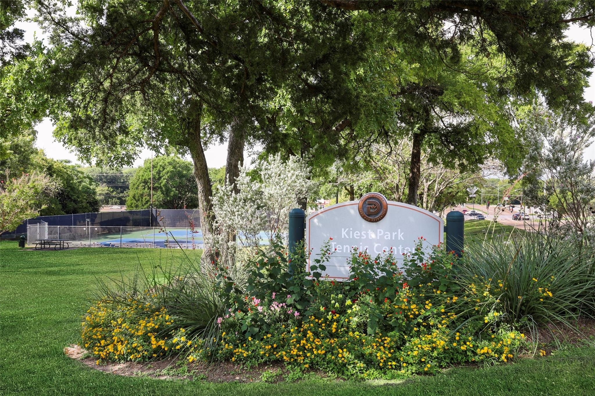 1516 W Five Mile Parkway