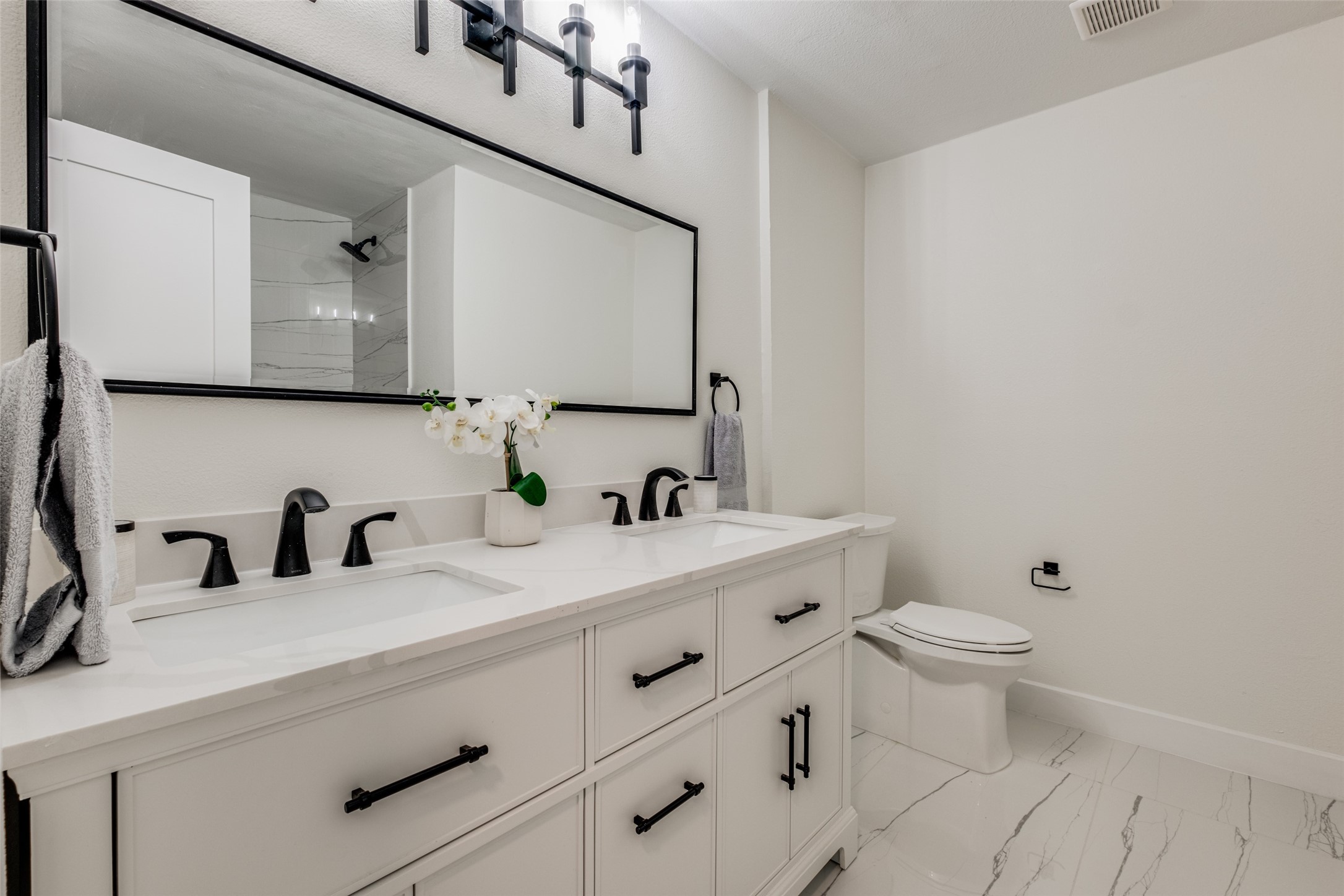 1516 W Five Mile Parkway