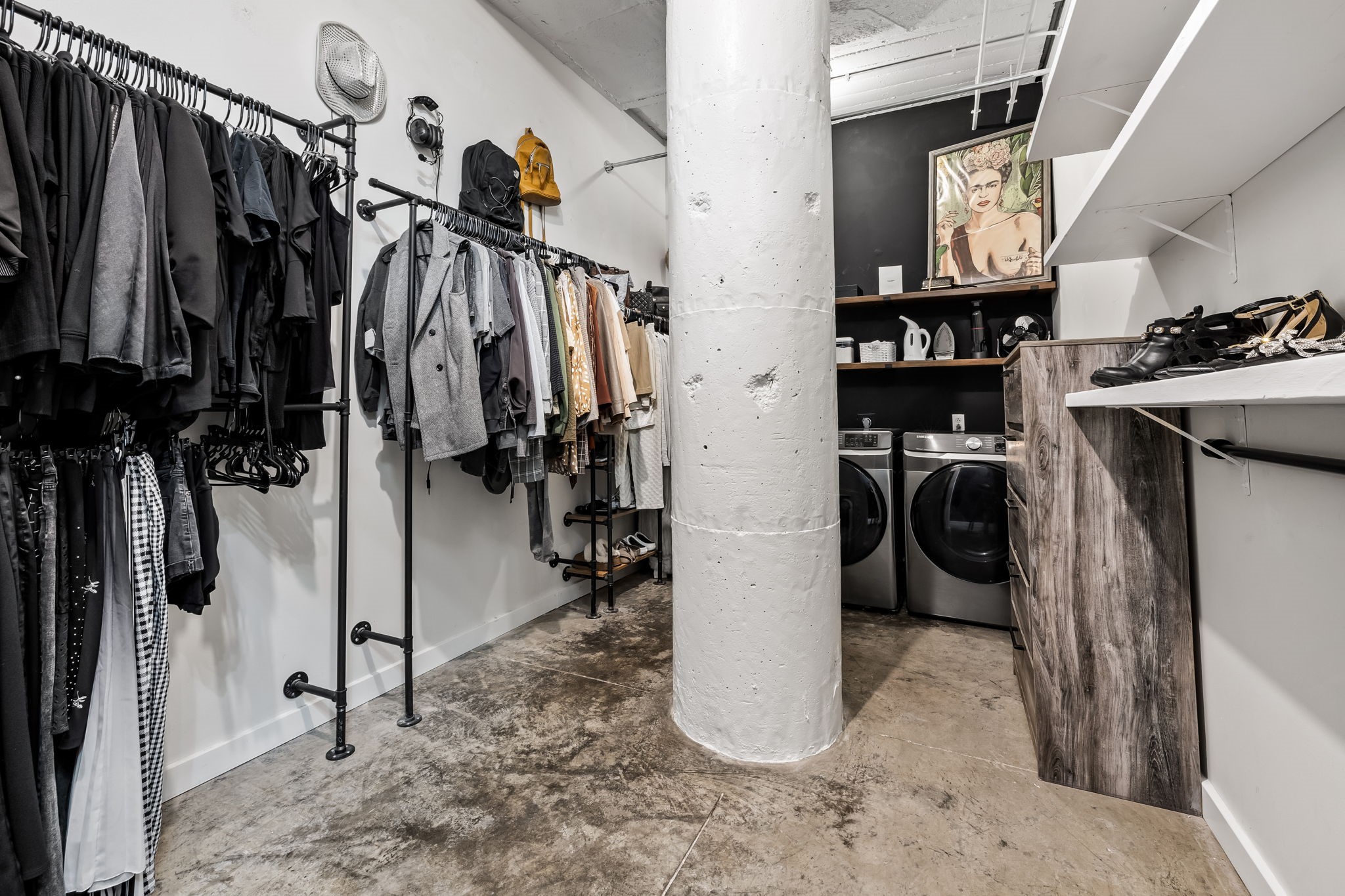 1122 Jackson Street 918