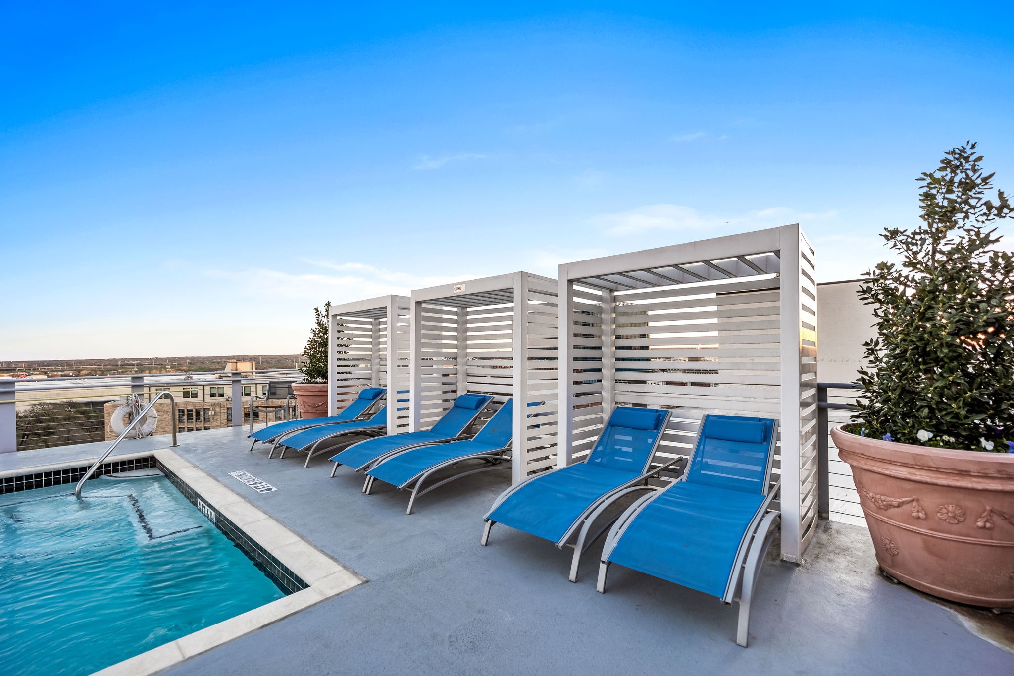 1122 Jackson Street 918