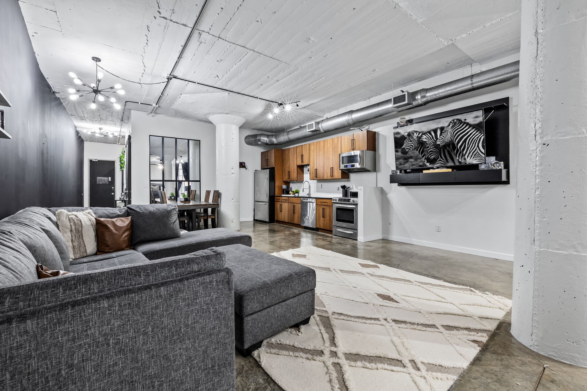 1122 Jackson Street 918