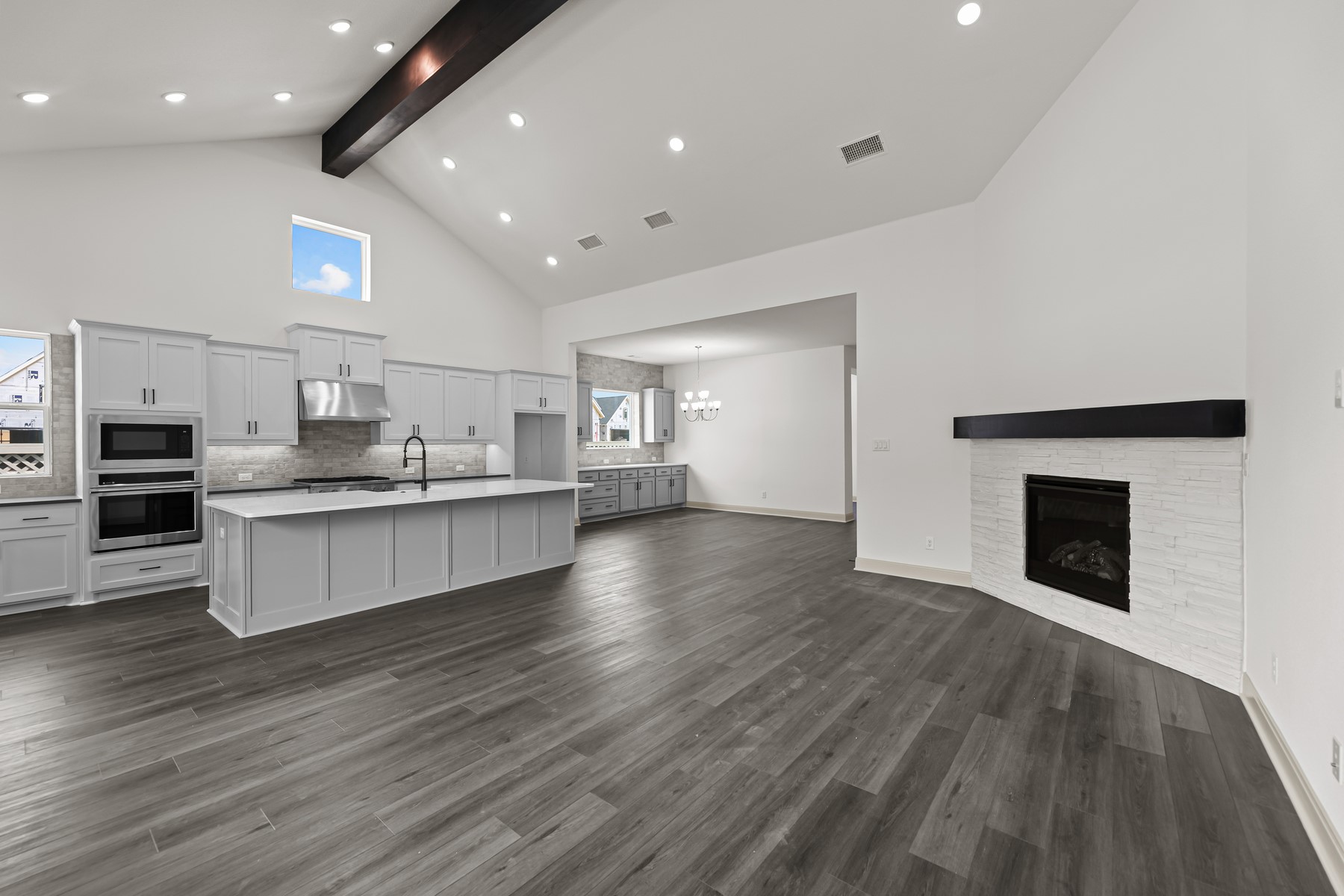 200 Shetland Lane