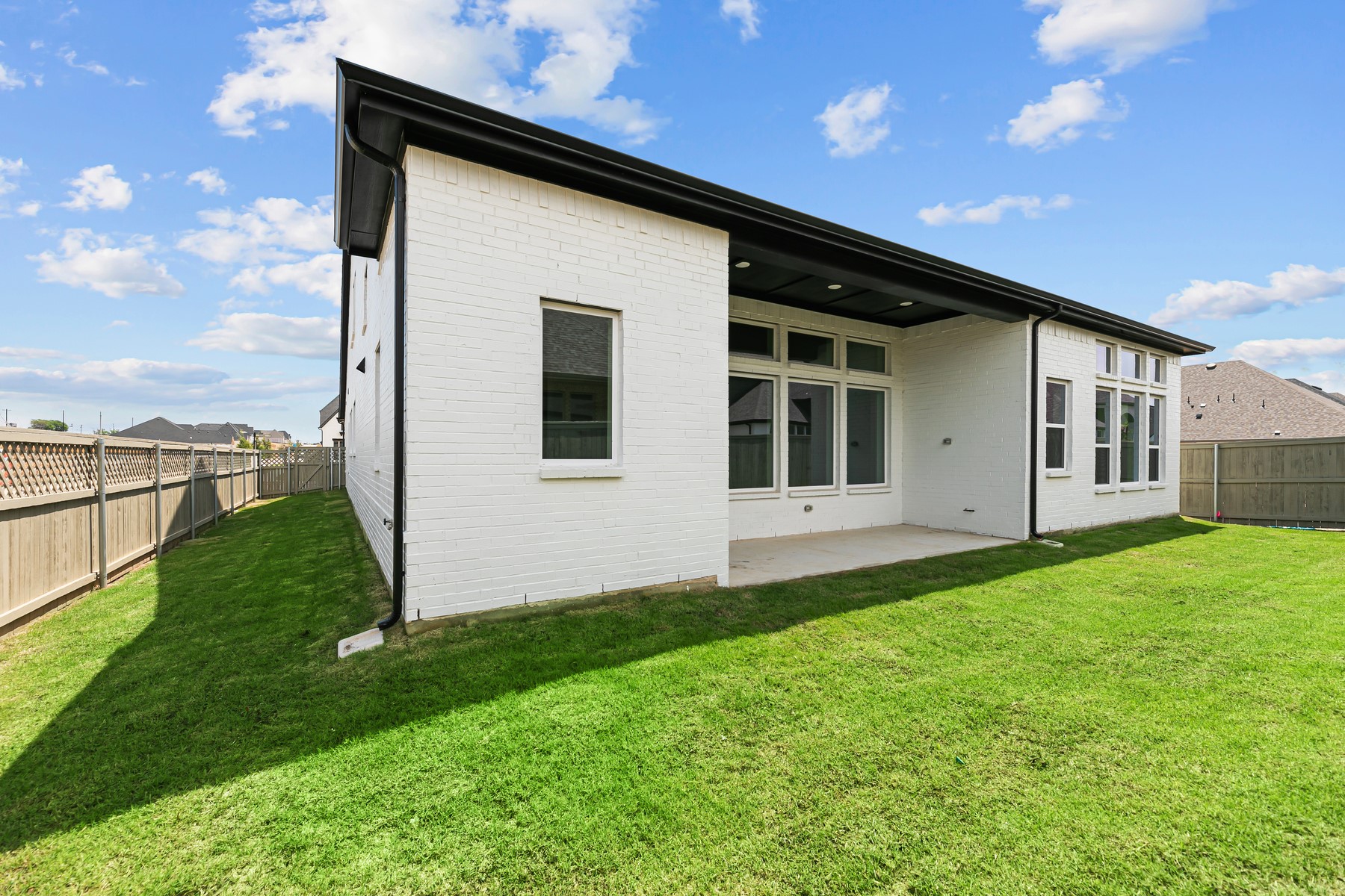 200 Shetland Lane