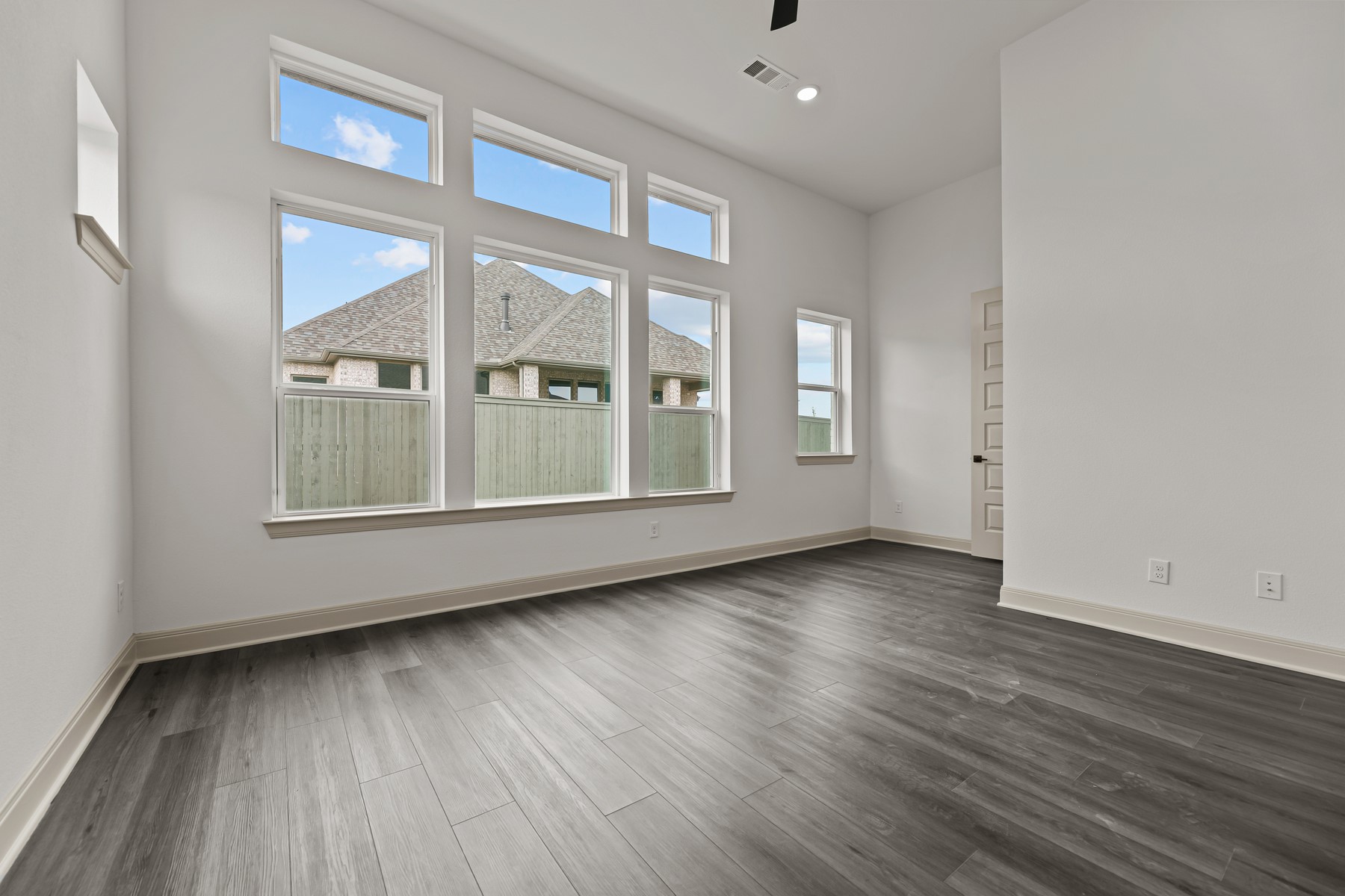 200 Shetland Lane