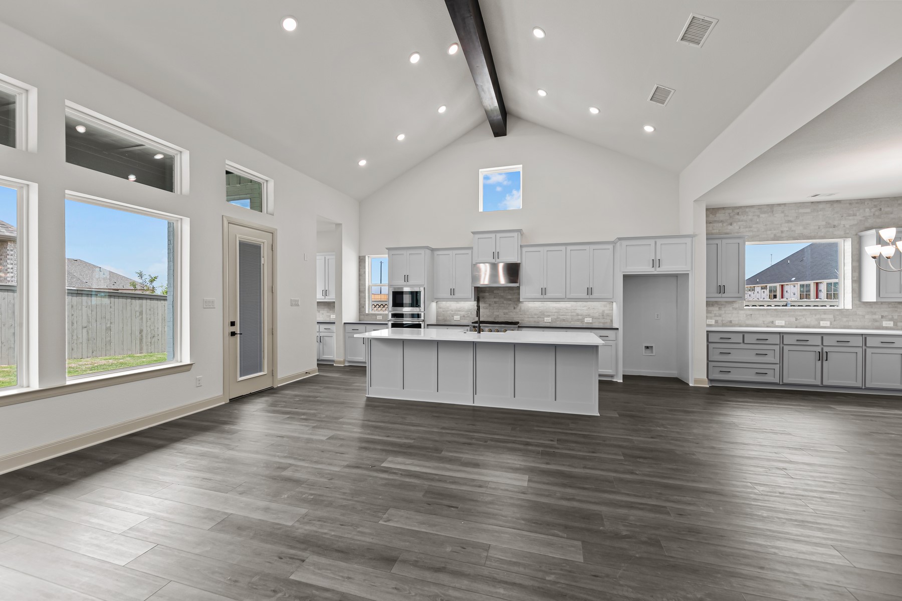 200 Shetland Lane