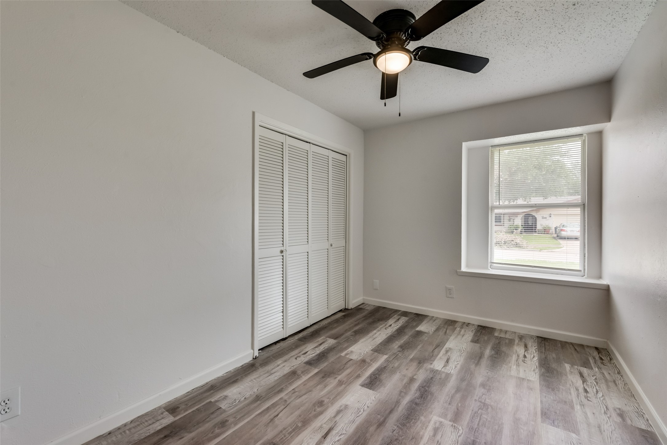 1607 Roundrock Trail