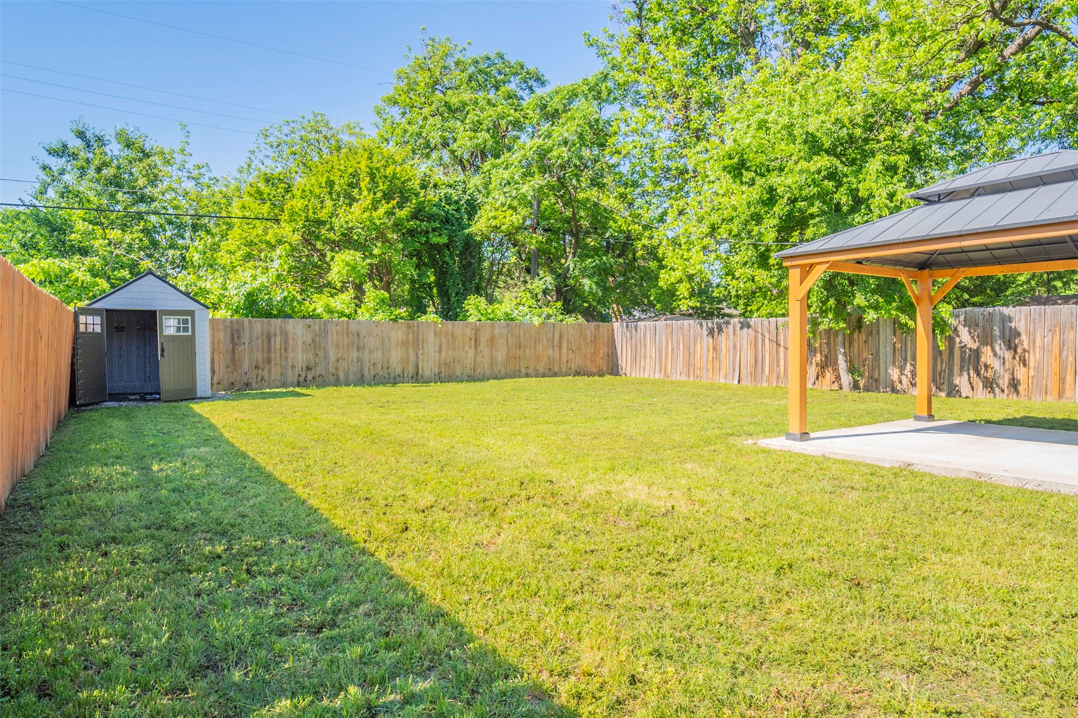 2530 Kingston Street