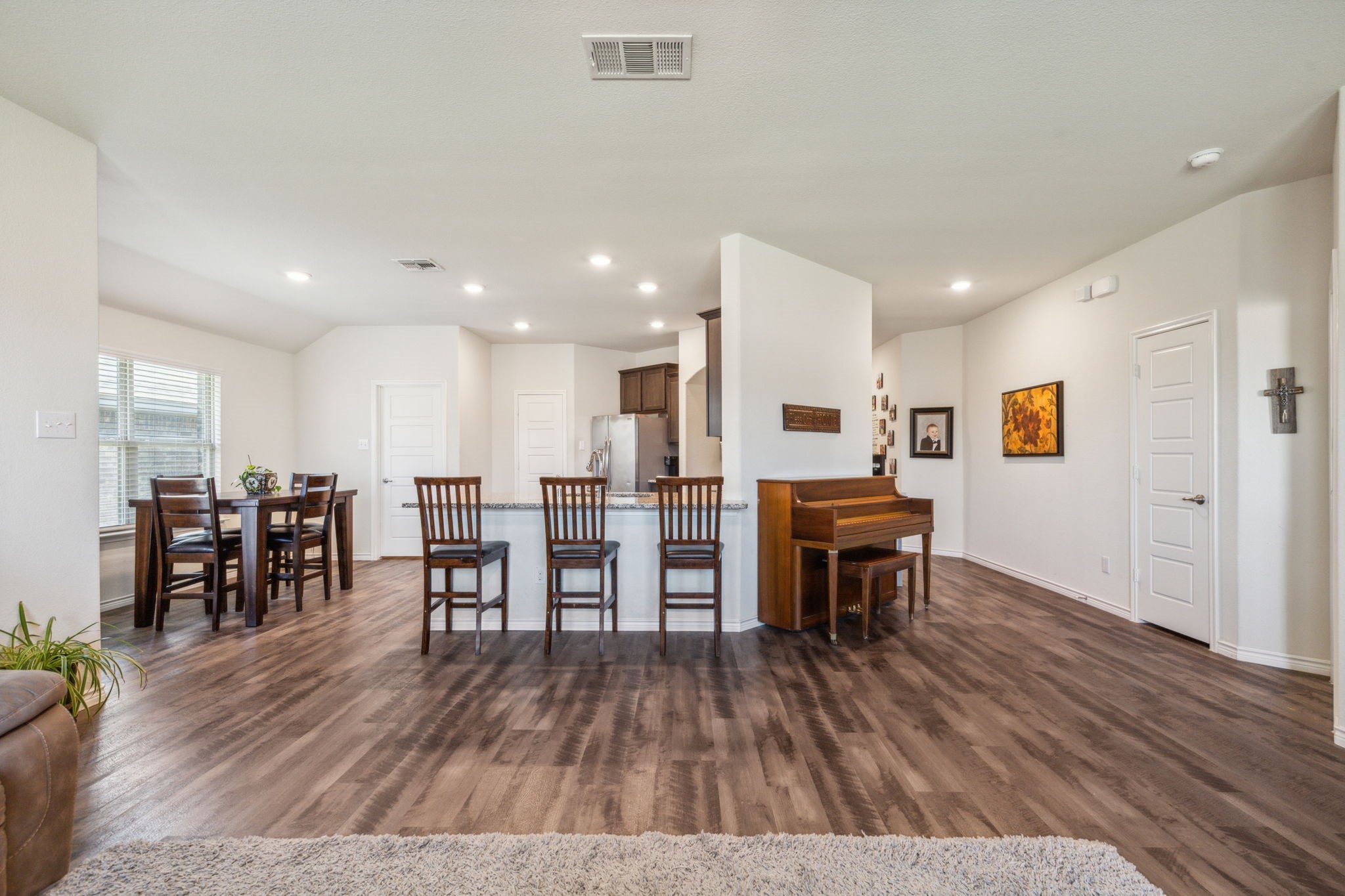 812 Fredericktown Drive