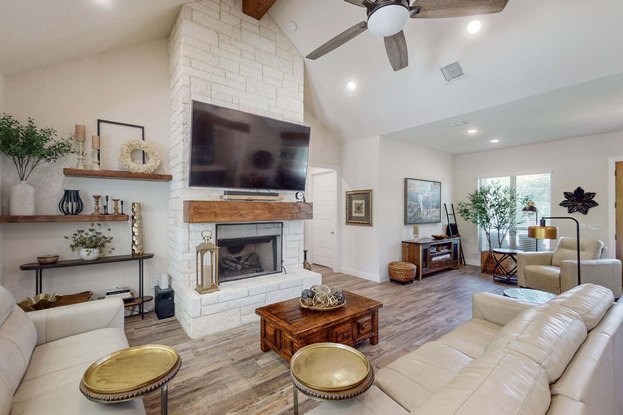 547 Echo Glade Court