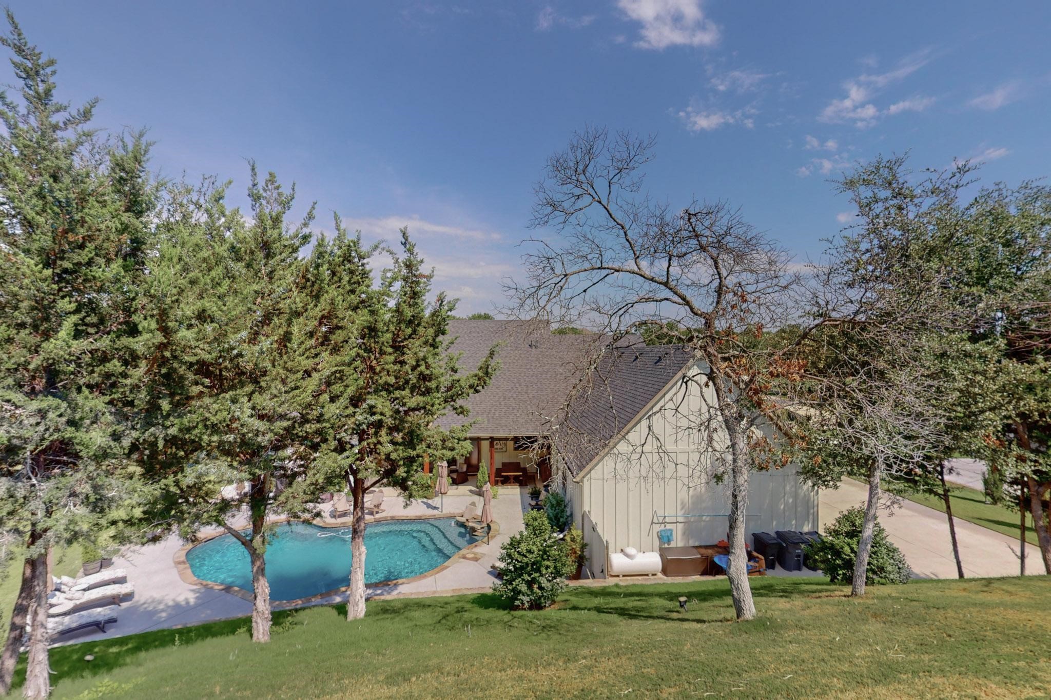 547 Echo Glade Court